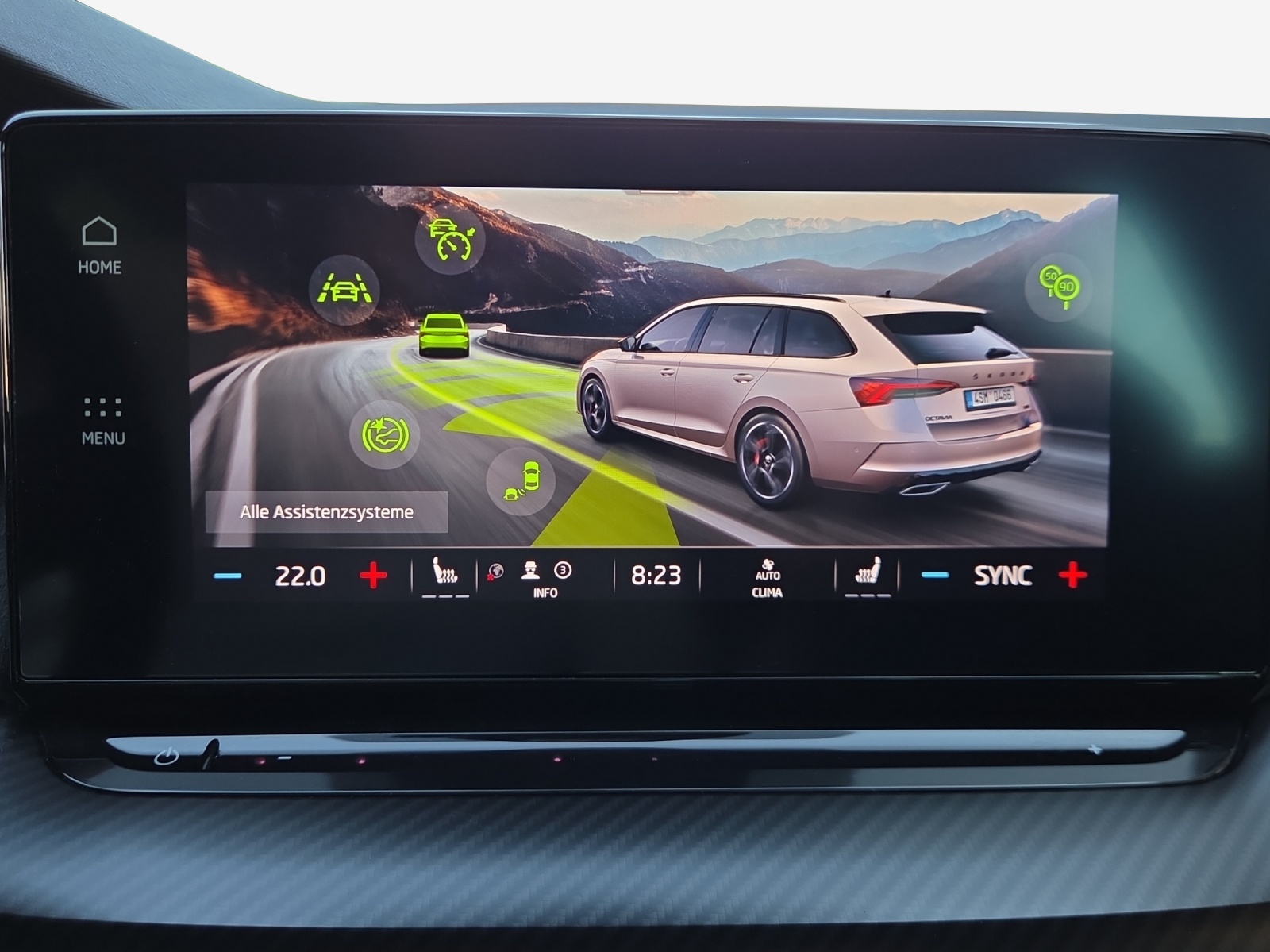 SKODA Octavia Combi 2.0 TDI DSG RS 4x4-image-15