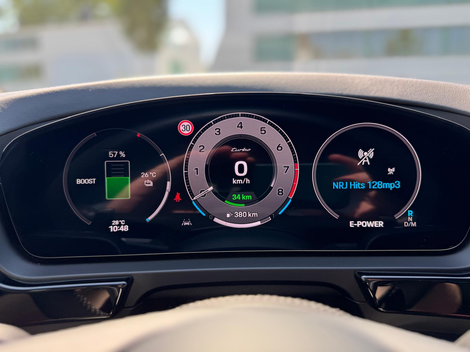 PORSCHE Cayenne Turbo E-Hybrid Tiptronic-image-25