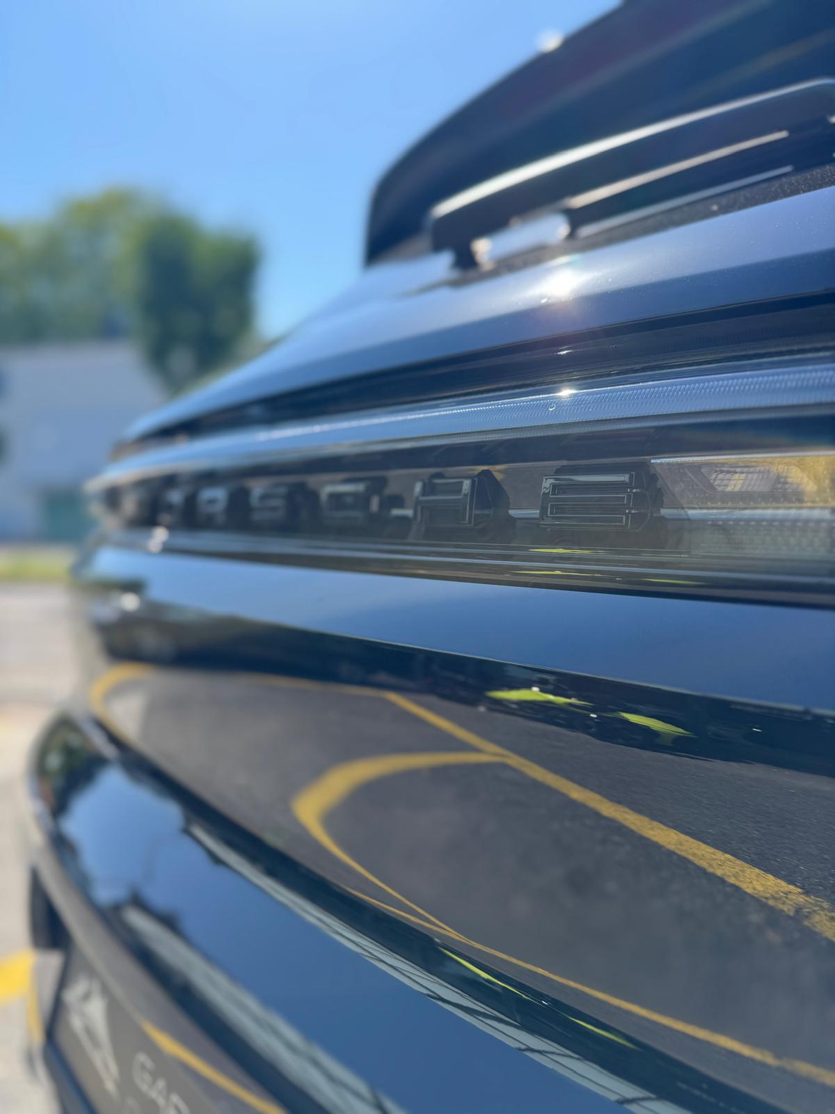 PORSCHE Cayenne Turbo E-Hybrid Tiptronic-image-5