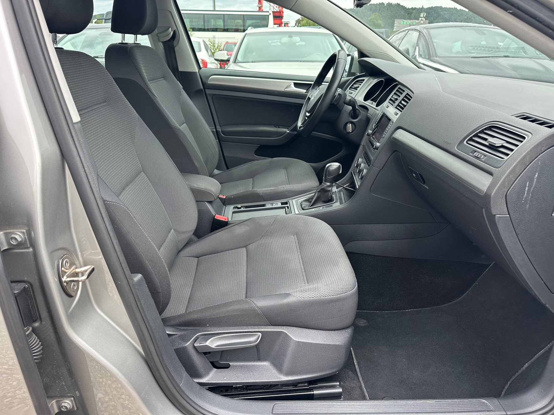 VW Golf 1.4 TSI Comfortline DSG-image-11