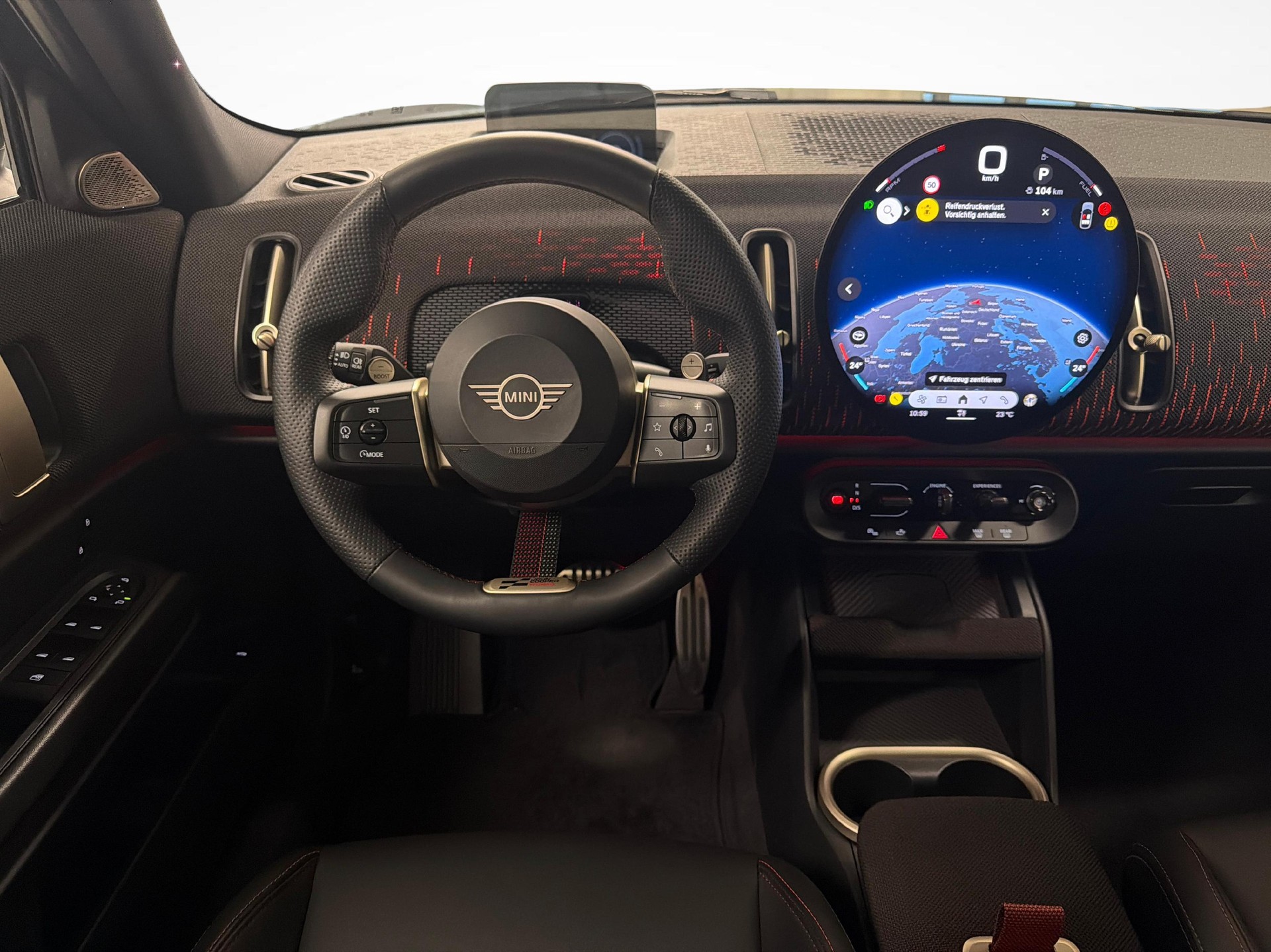 MINI Countryman U25 2.0i John Cooper Works ALL4-image-13