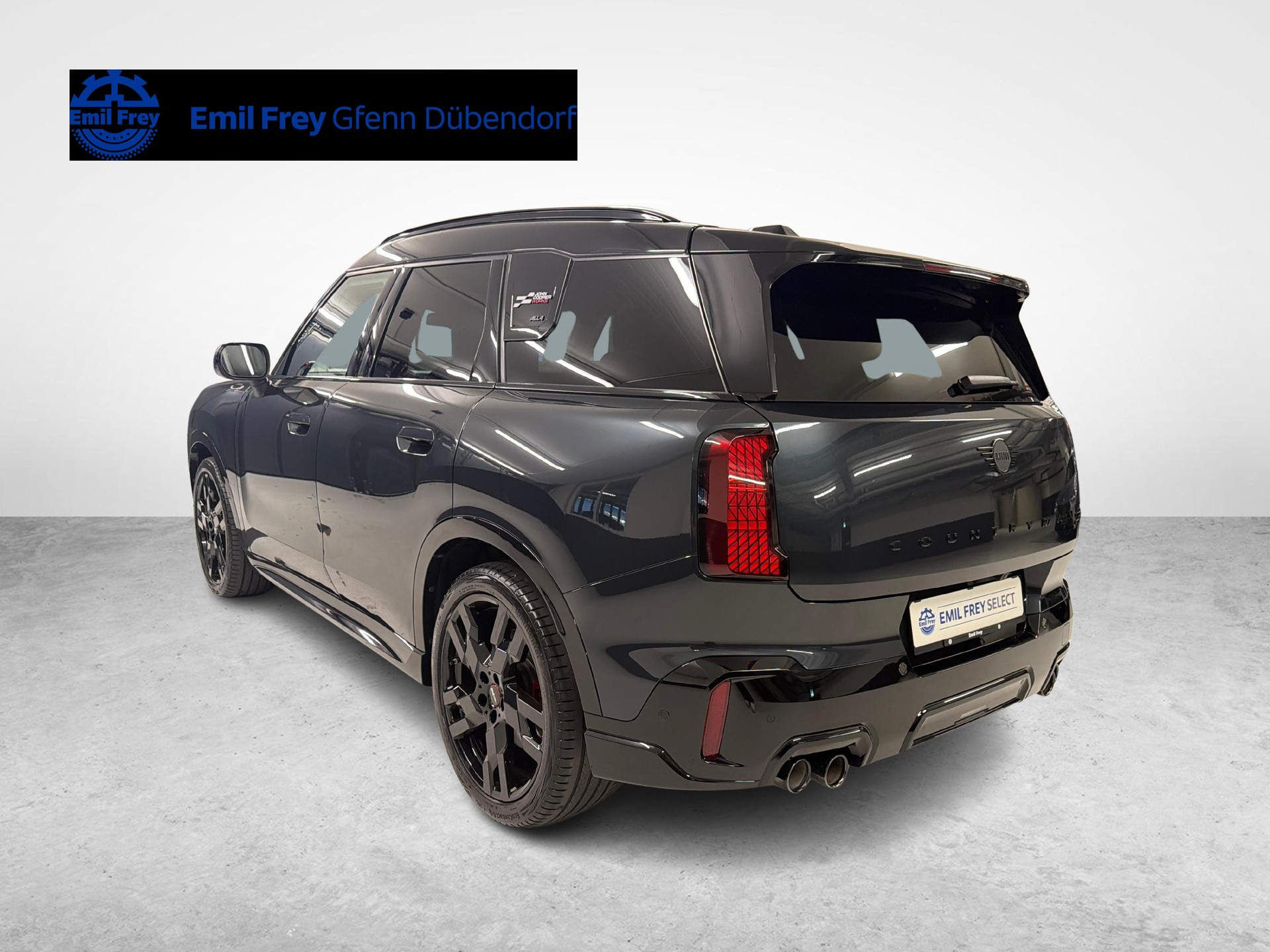 MINI Countryman U25 2.0i John Cooper Works ALL4-image-4