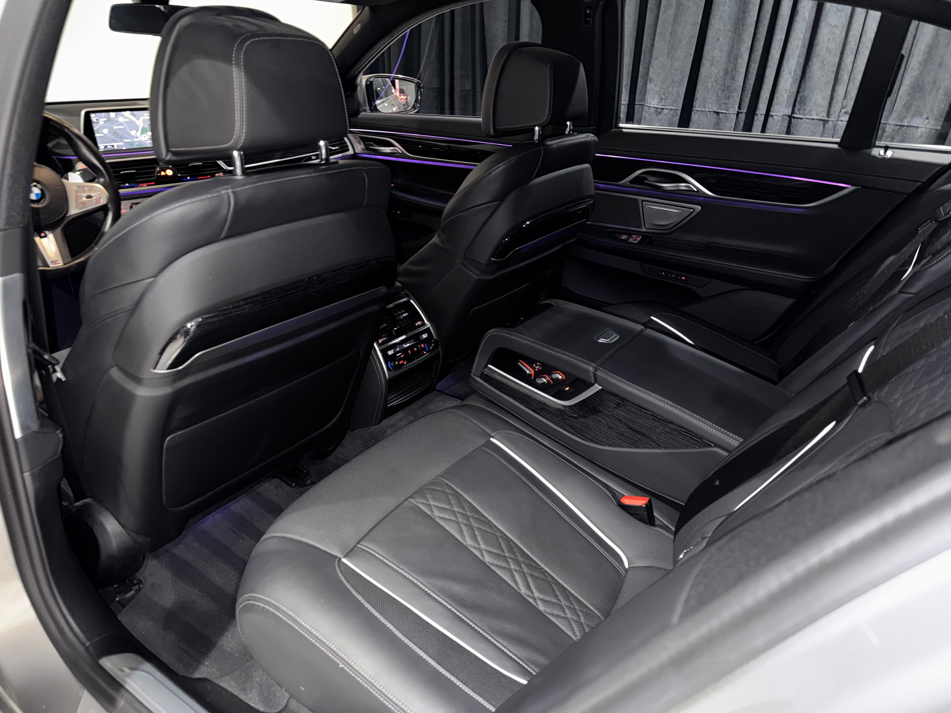 BMW 730d xDrive 48V M Sport Steptronic | CH | 1.Hand |-image-17