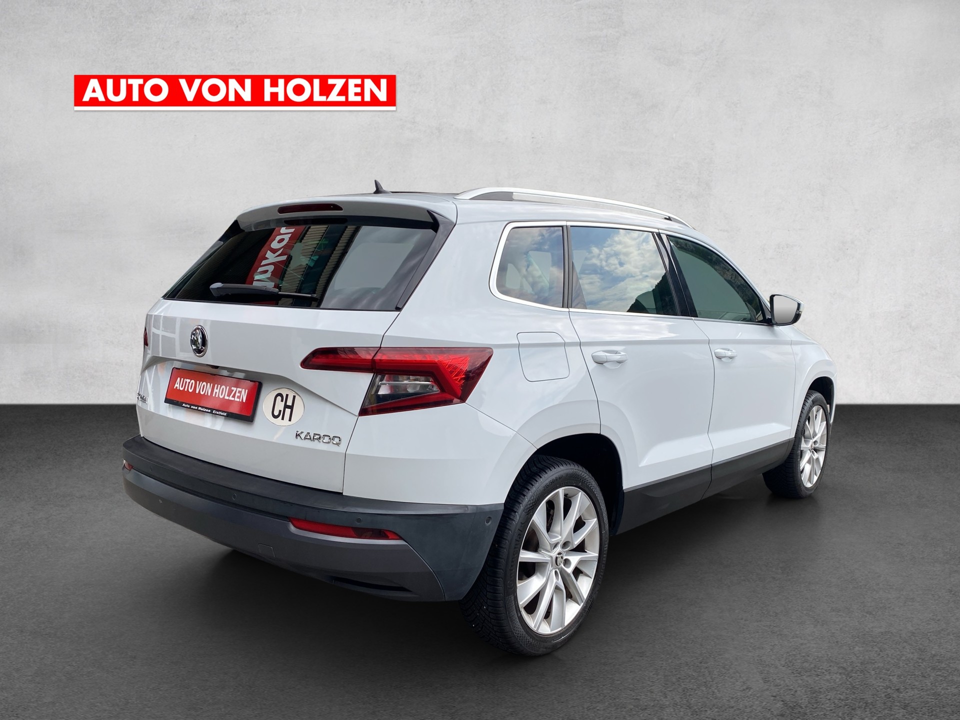 SKODA Karoq 1.5 TSI ACT Ambition DSG-image-4