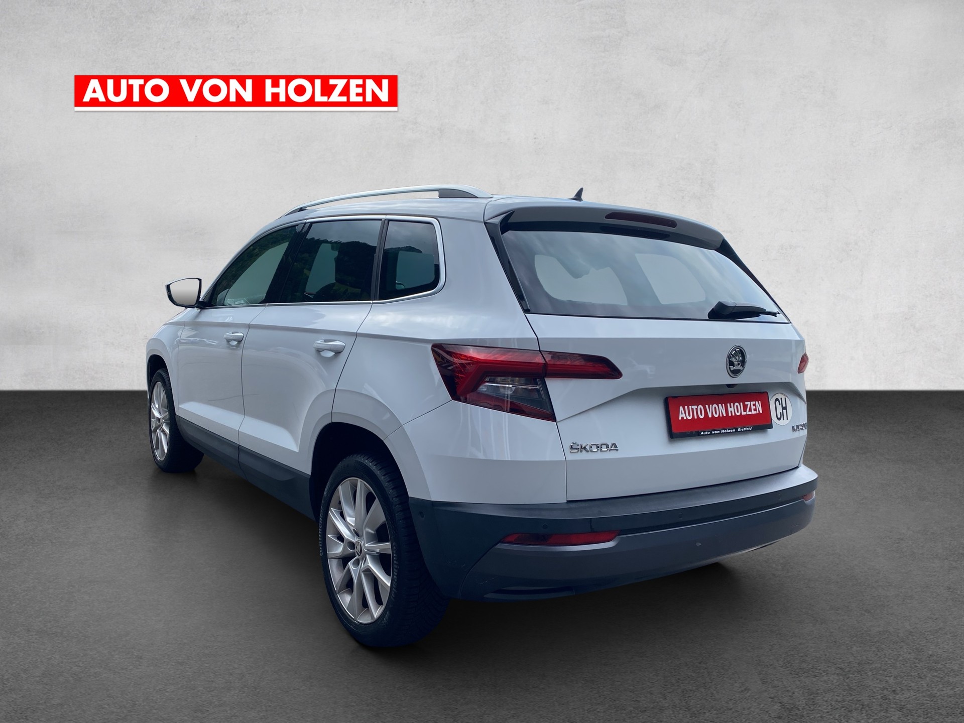 SKODA Karoq 1.5 TSI ACT Ambition DSG-image-2