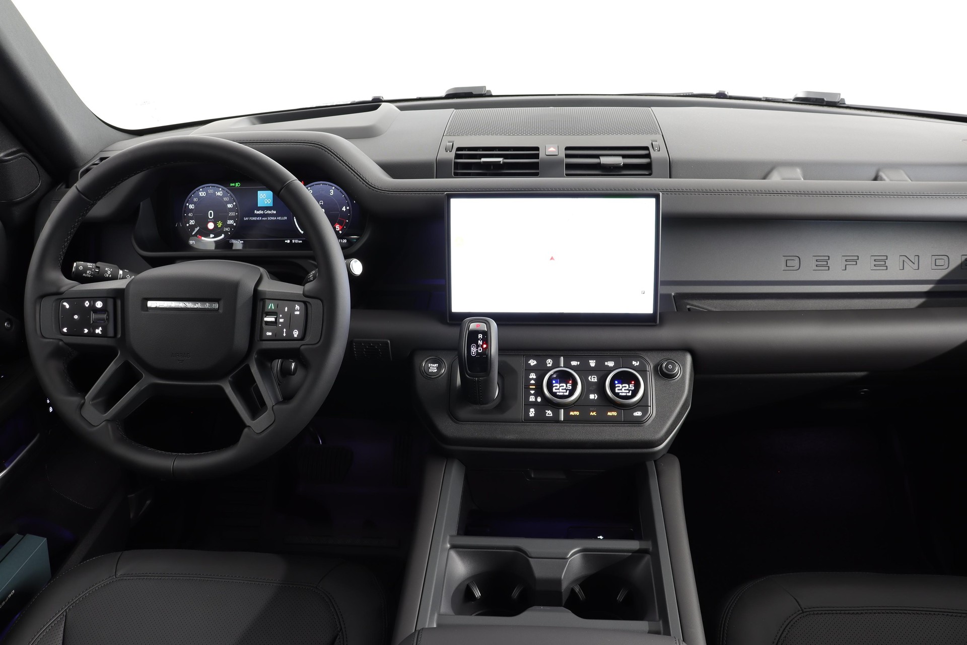 LAND ROVER Defender 110 3.0 D I6 300 X-Dynamic HSE-image-5