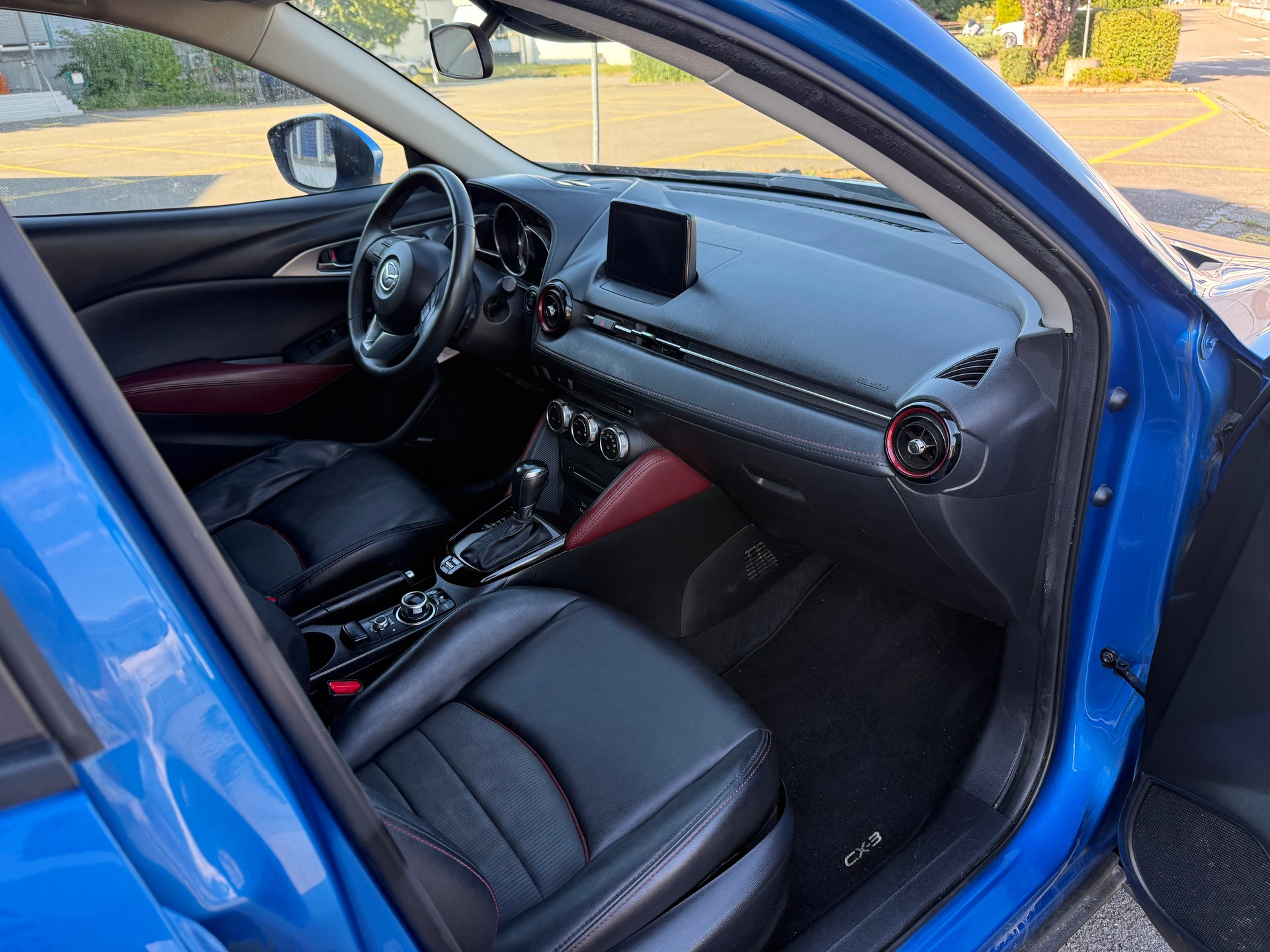 MAZDA CX-3 2.0 Ambition FWD Skyactiv Drive-image-9