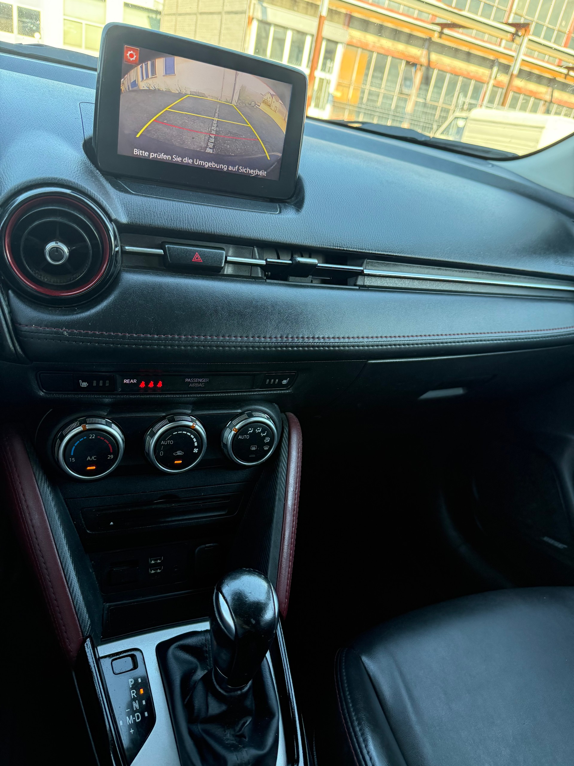 MAZDA CX-3 2.0 Ambition FWD Skyactiv Drive-image-12