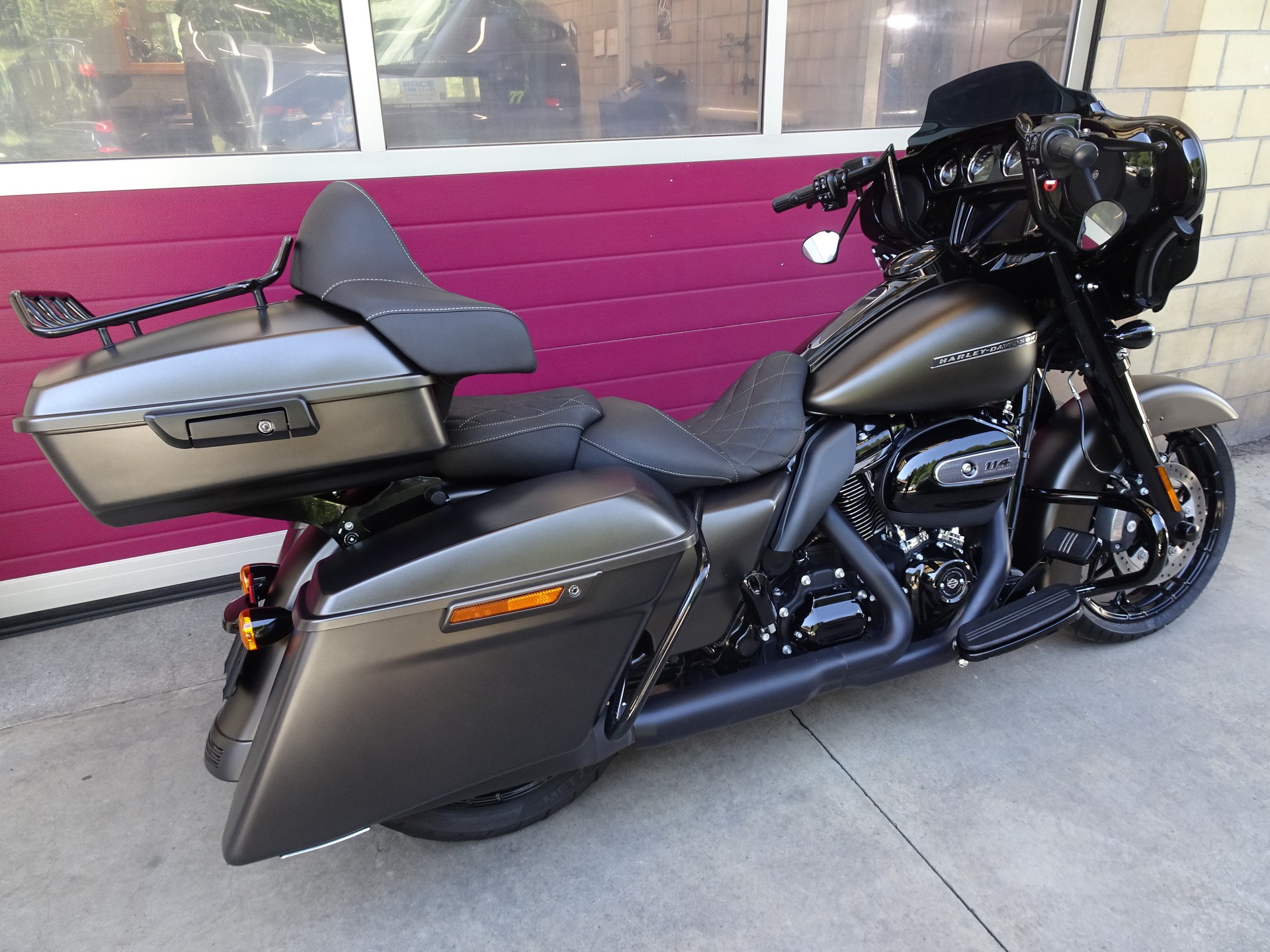 HARLEY-DAVIDSON FLHXS 114 Street Glide Special ABS-showroom-element-3