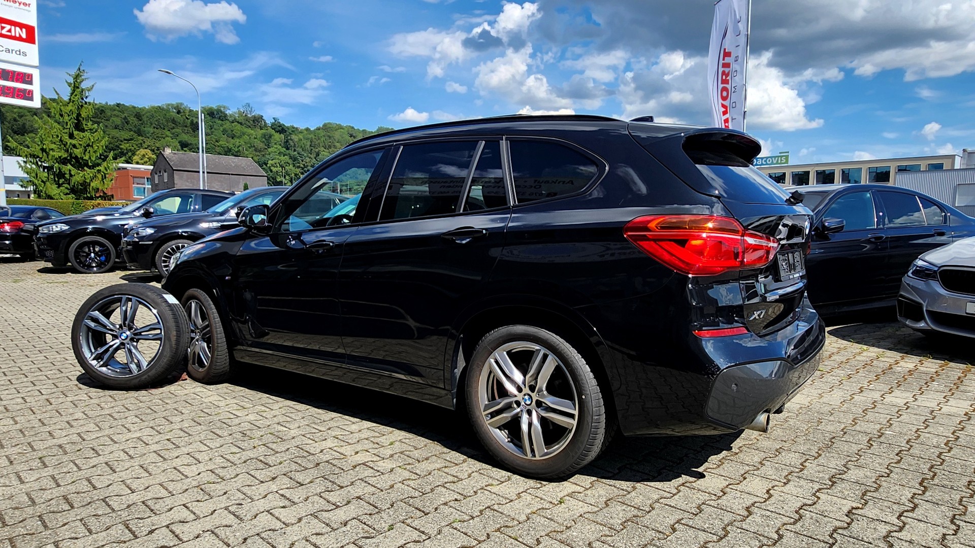 BMW X1 xDrive 25i M Sport Steptronic (CH)-image-1