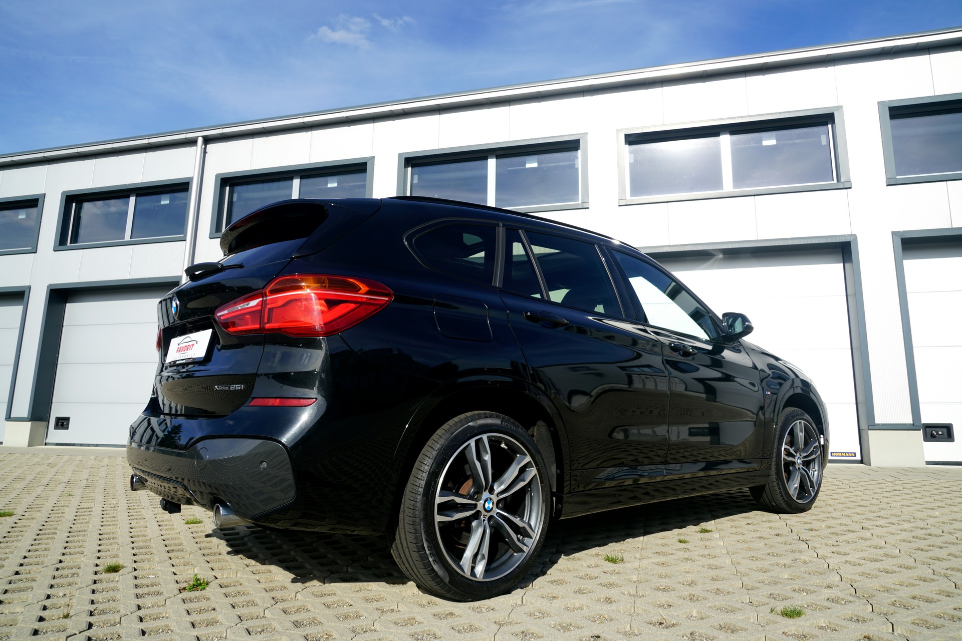 BMW X1 xDrive 25i M Sport Steptronic (CH)-image-3