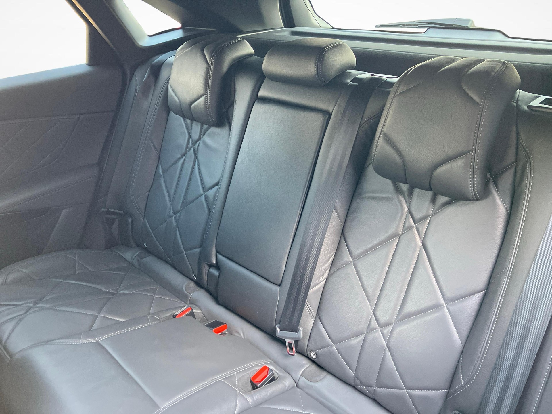 DS AUTOMOBILES 7 1.6 E-Tense Rivoli 4x4-image-10