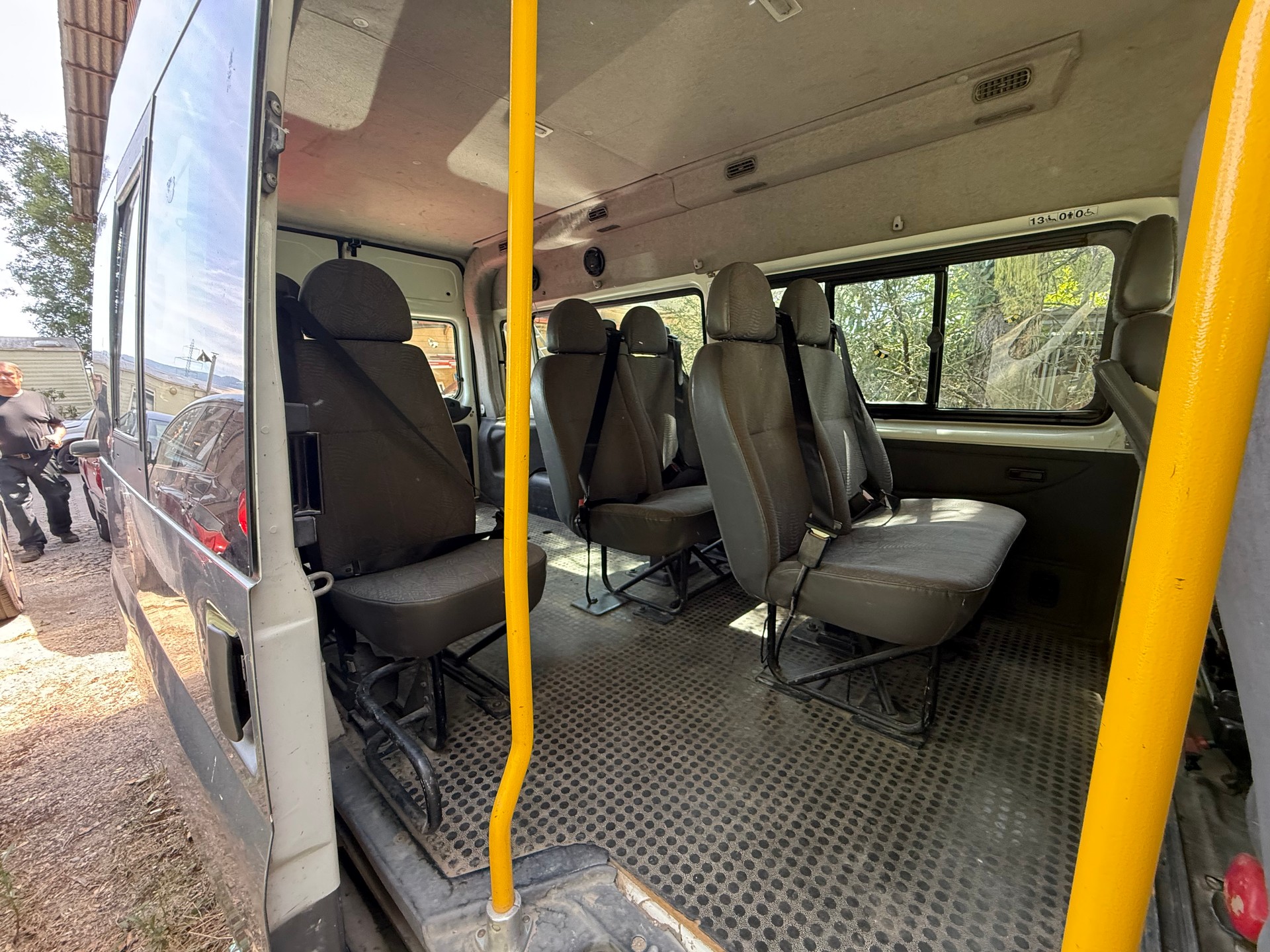 FORD Transit 2.4 TD Bus 350 L-image-6