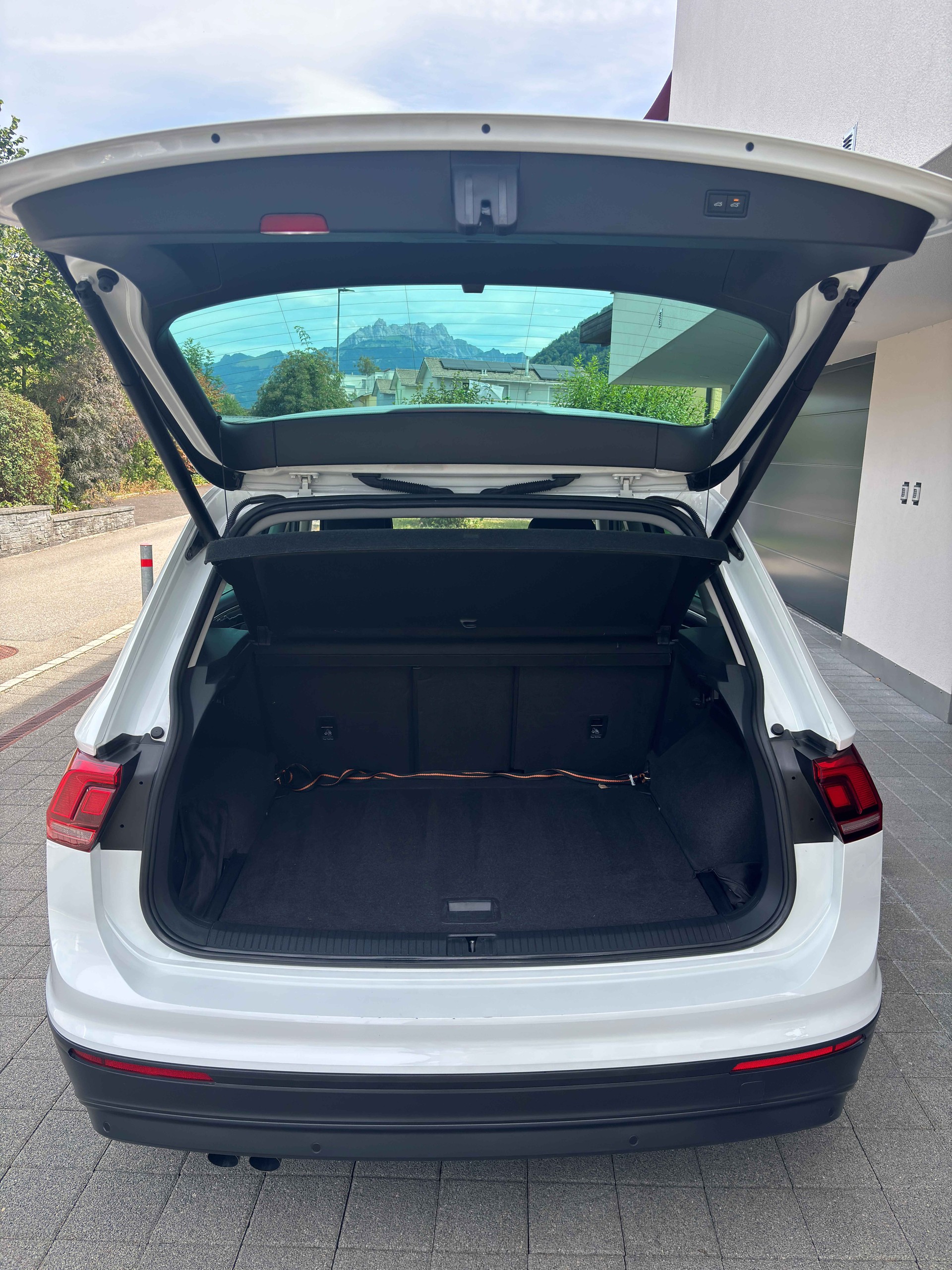 VW 2.0 TDI SCR Comfortline DSG-image-4
