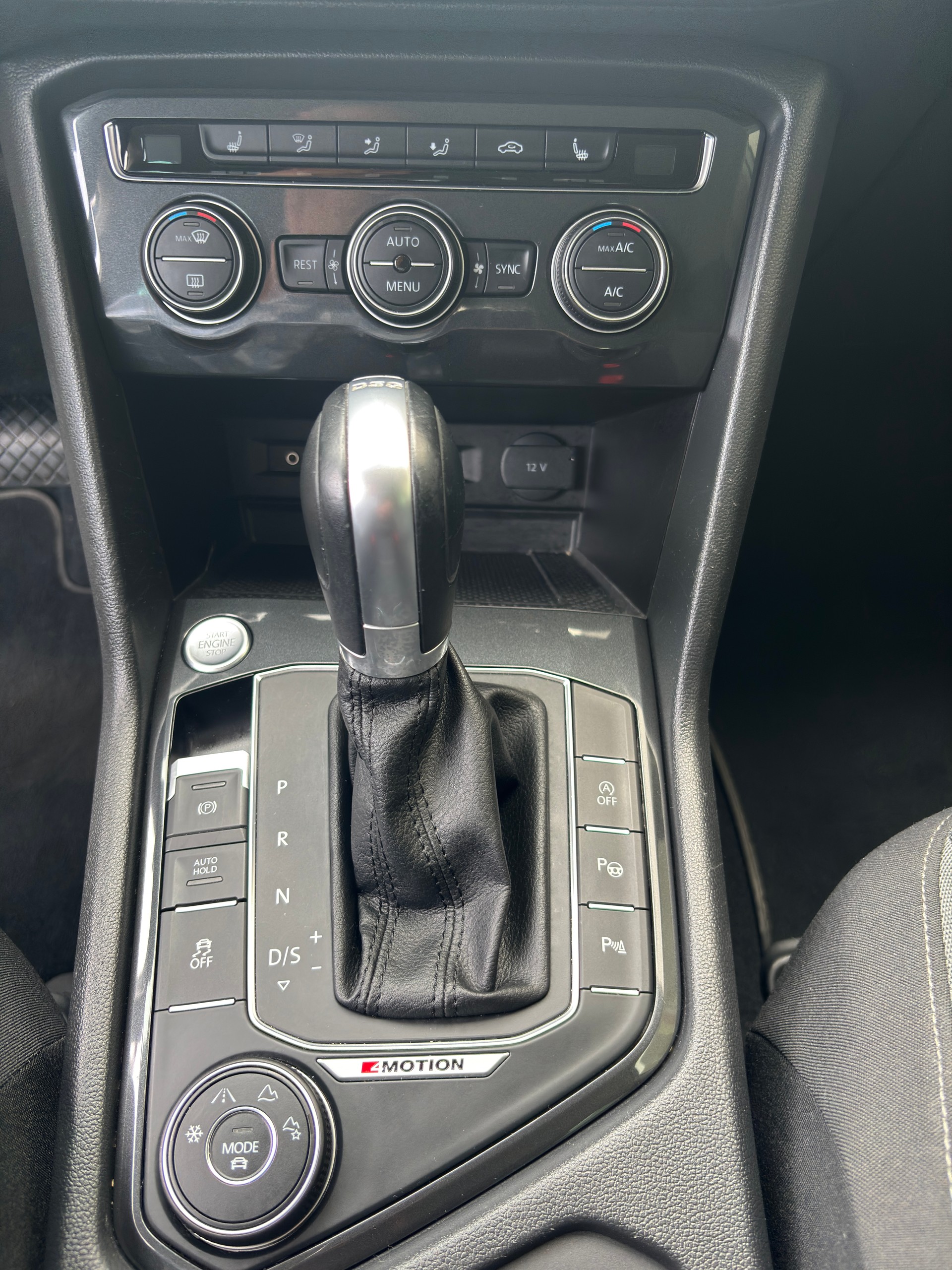 VW 2.0 TDI SCR Comfortline DSG-image-3