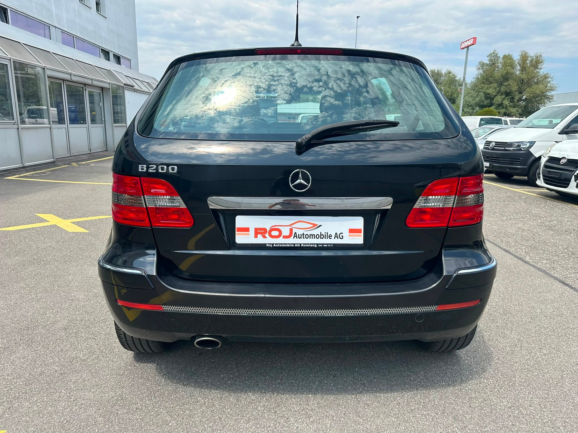 MERCEDES-BENZ B 200-image-6