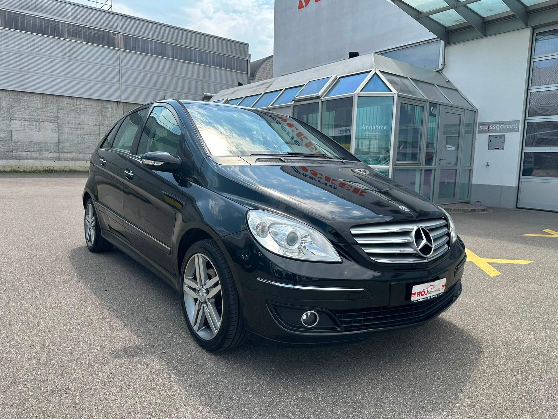MERCEDES-BENZ B 200-image-3