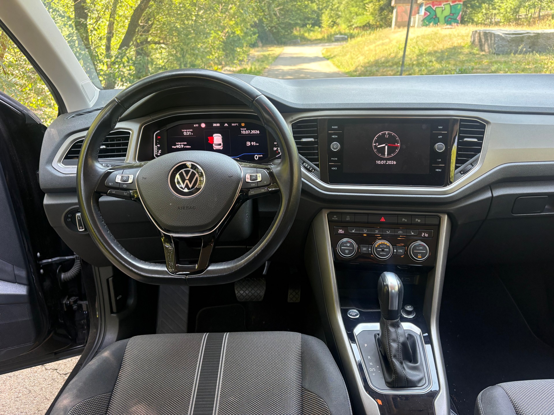 VW T-Roc 1.5 TSI EVO Advance-image-12