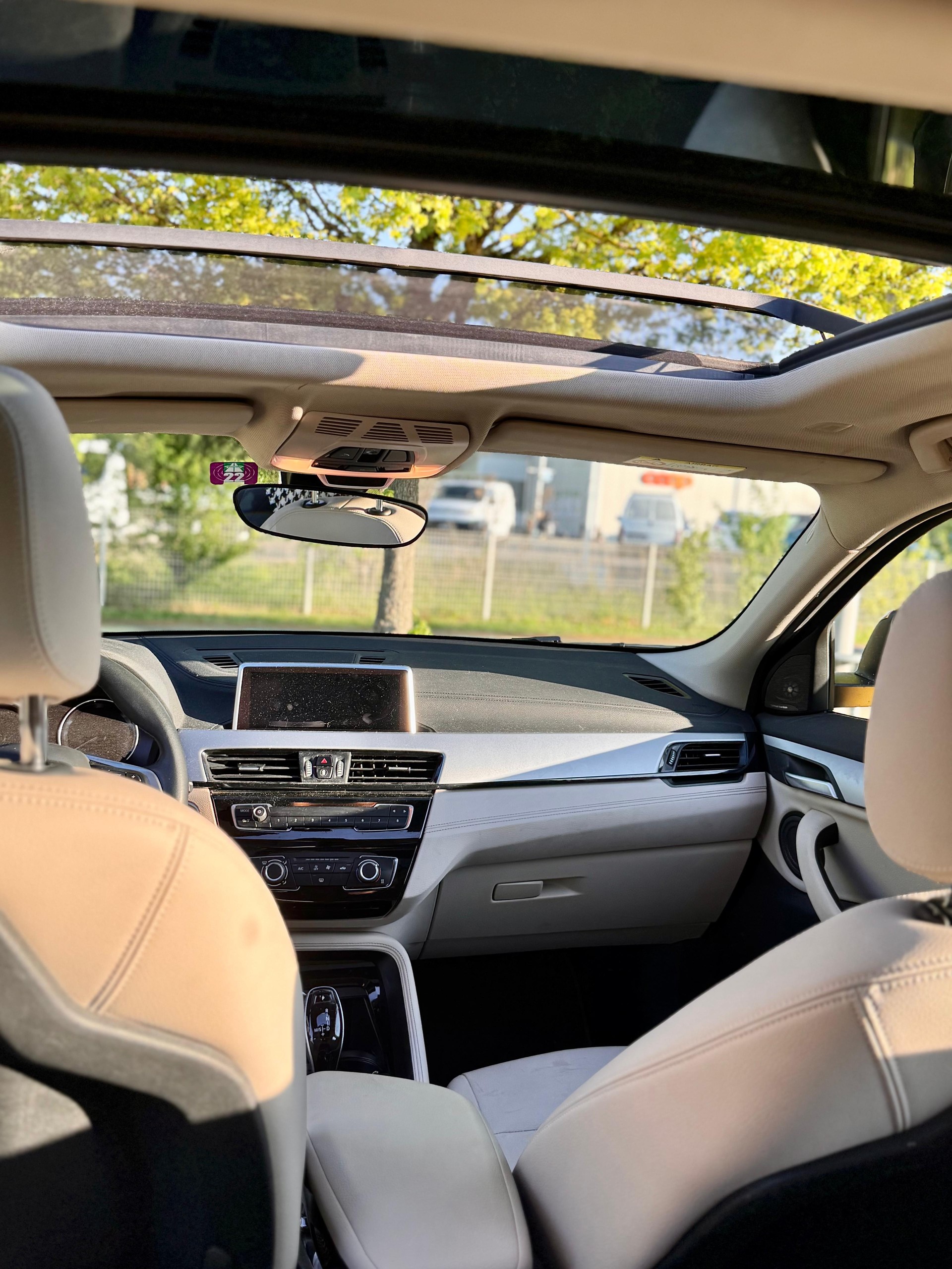 BMW 20i sDrive-image-2