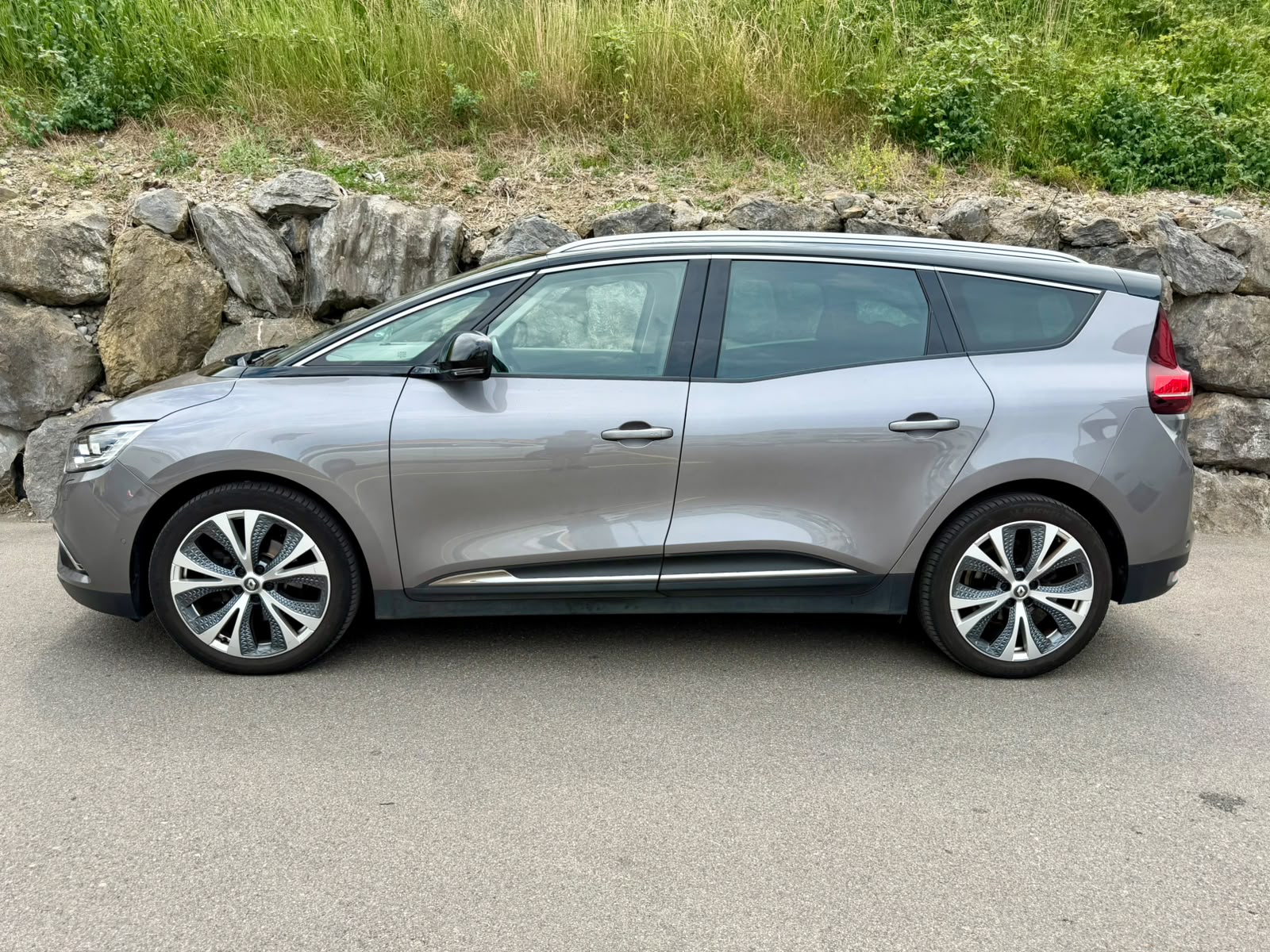 RENAULT Grand Scénic 1.3 16V Turbo Intens EDC-image-2