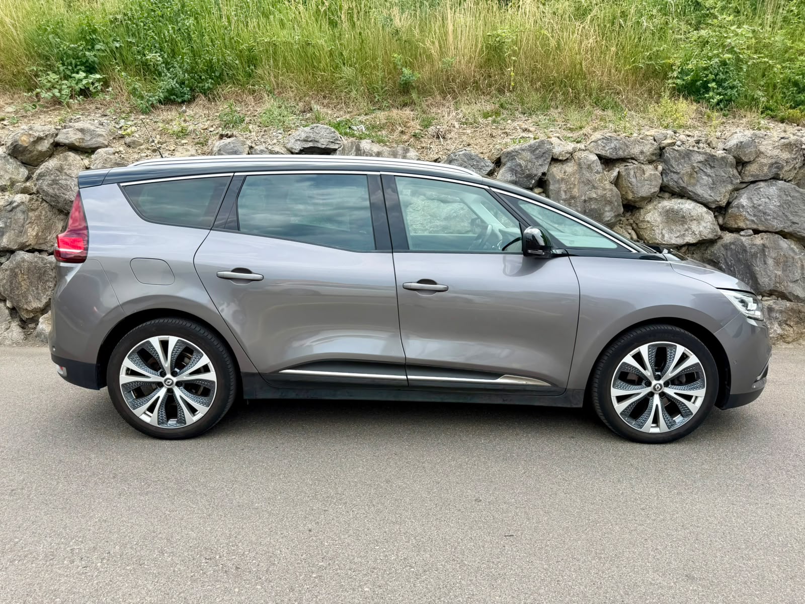 RENAULT Grand Scénic 1.3 16V Turbo Intens EDC-image-3