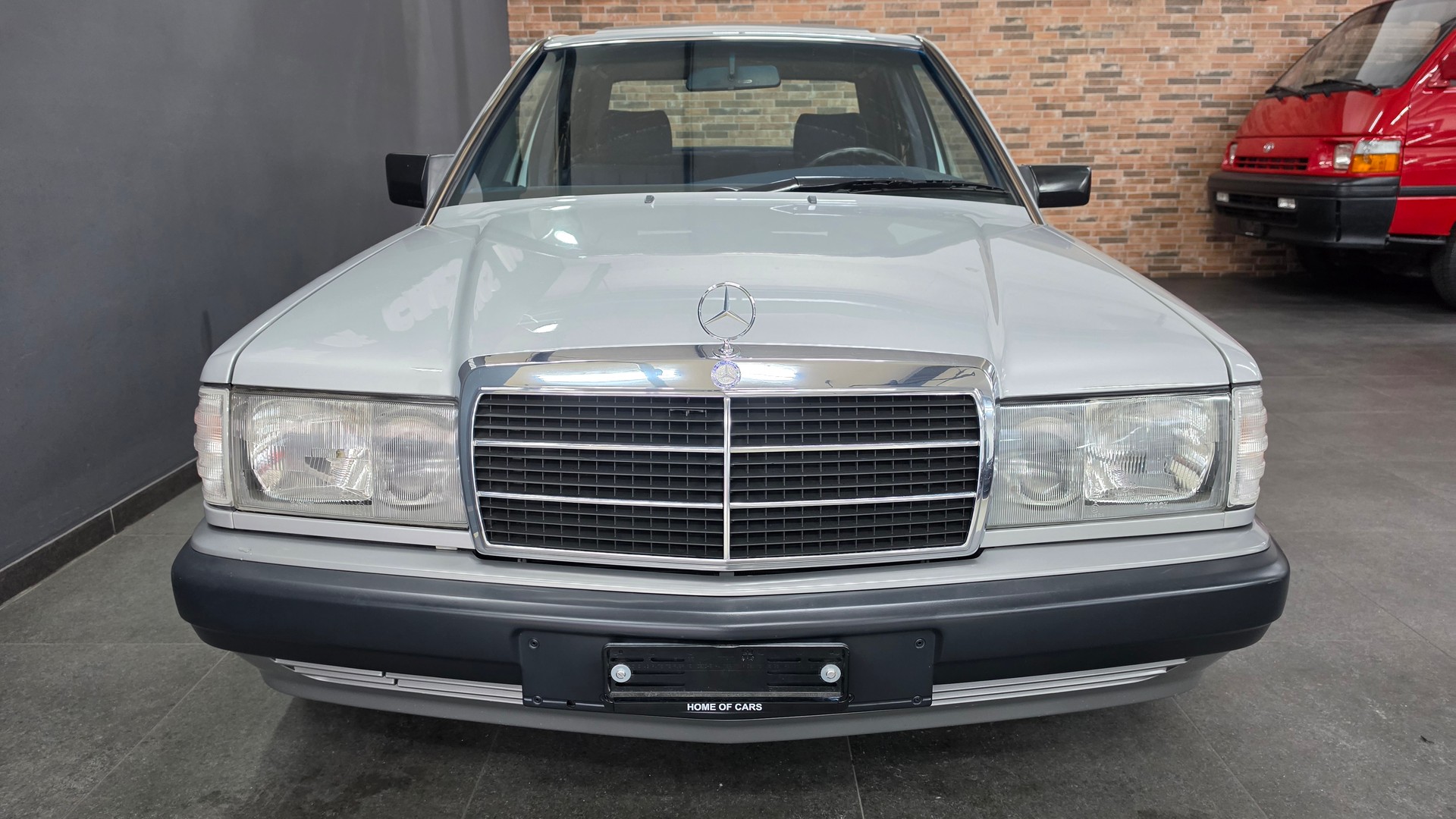 MERCEDES-BENZ 190 E 2.6 Handschalter-image-19