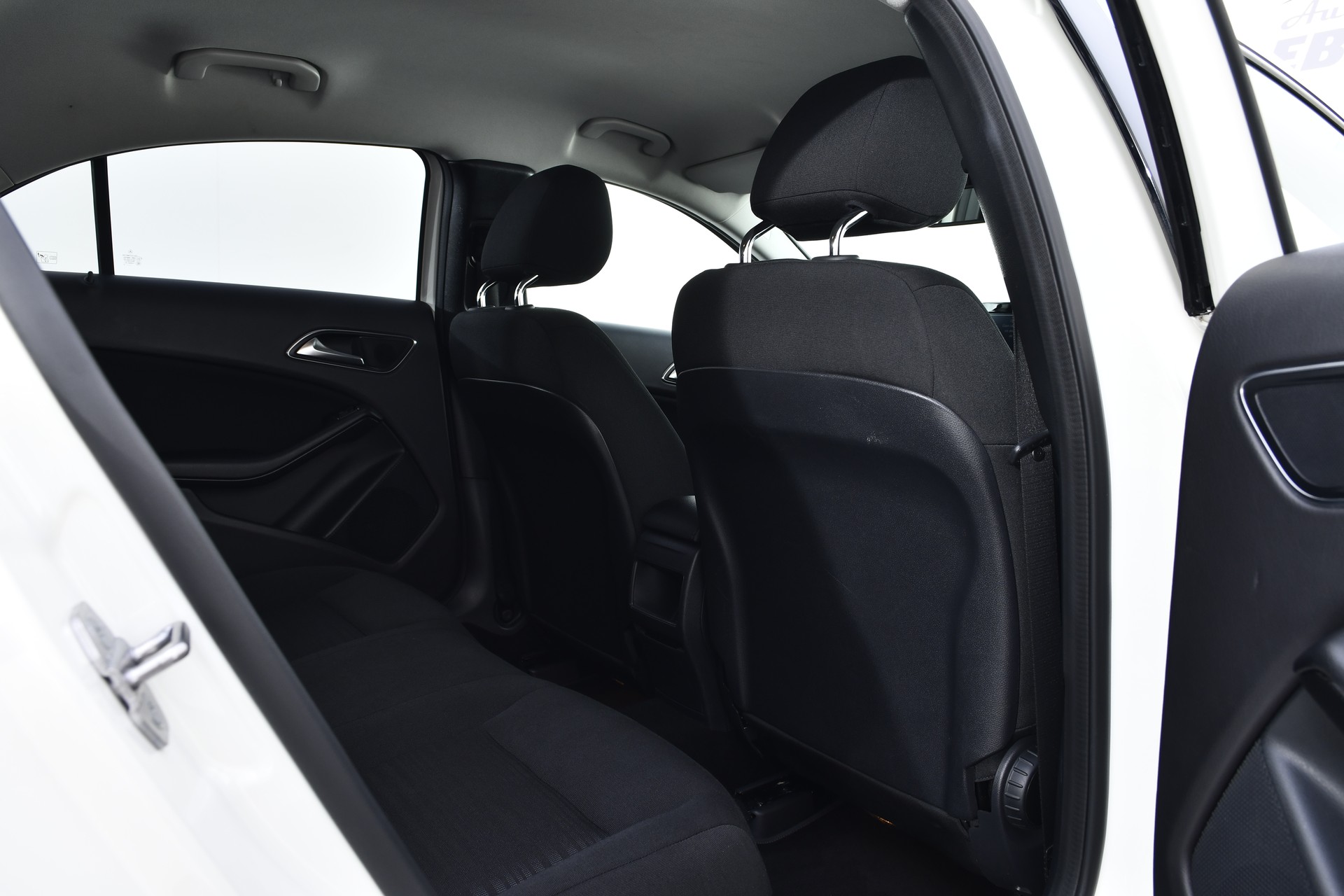 MERCEDES-BENZ A 160-image-16