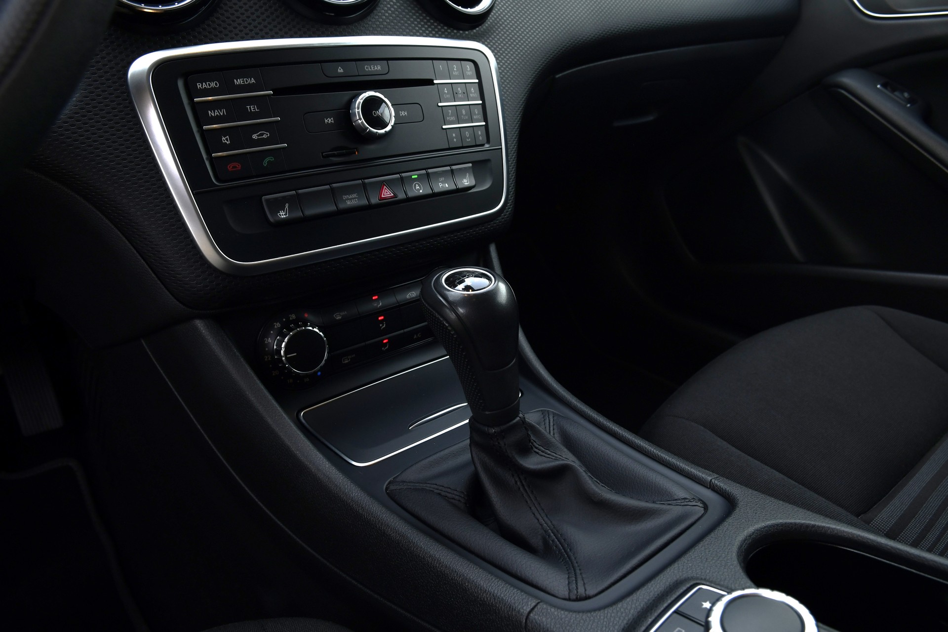 MERCEDES-BENZ A 160-image-12