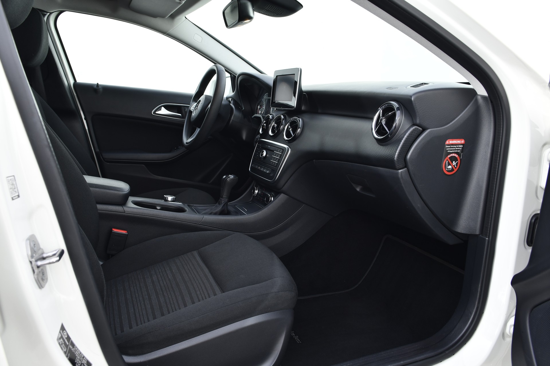 MERCEDES-BENZ A 160-image-13