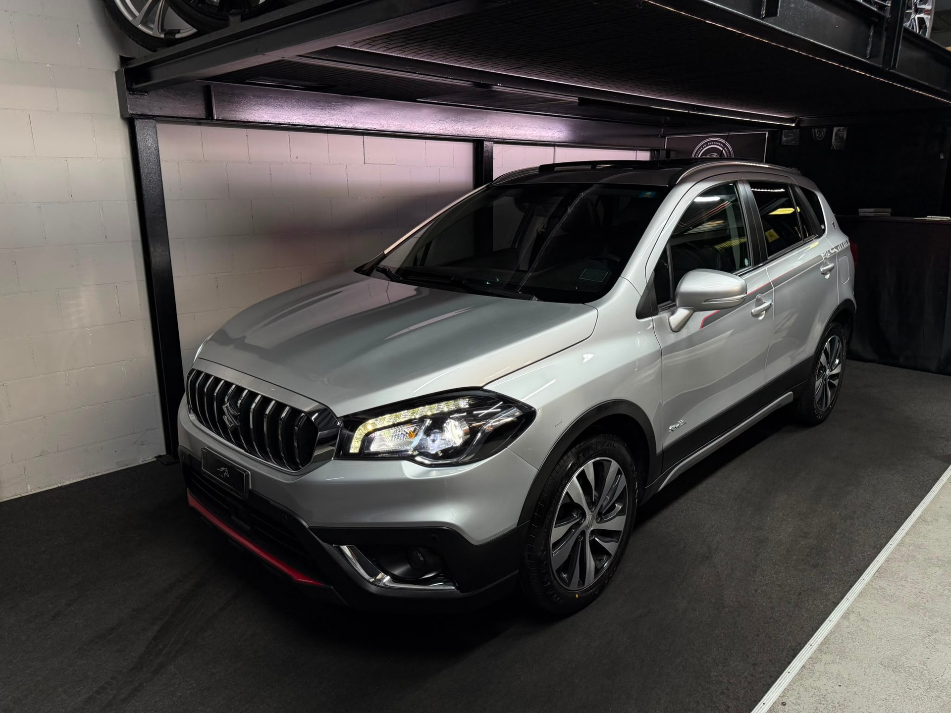 SUZUKI SX4 S-Cross 1.4 16V Piz Sulai 4WD Automatic / Aus Erster Hand / CH- Fahrzeug