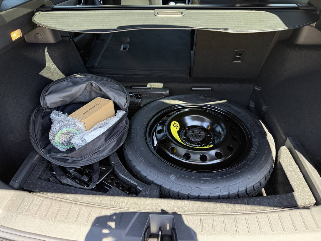 JAC JS6 PHEV-image-17