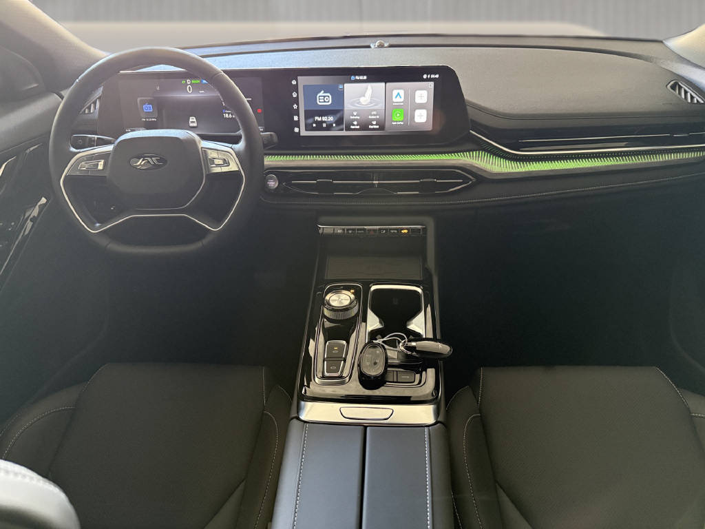 JAC JS6 PHEV-image-9