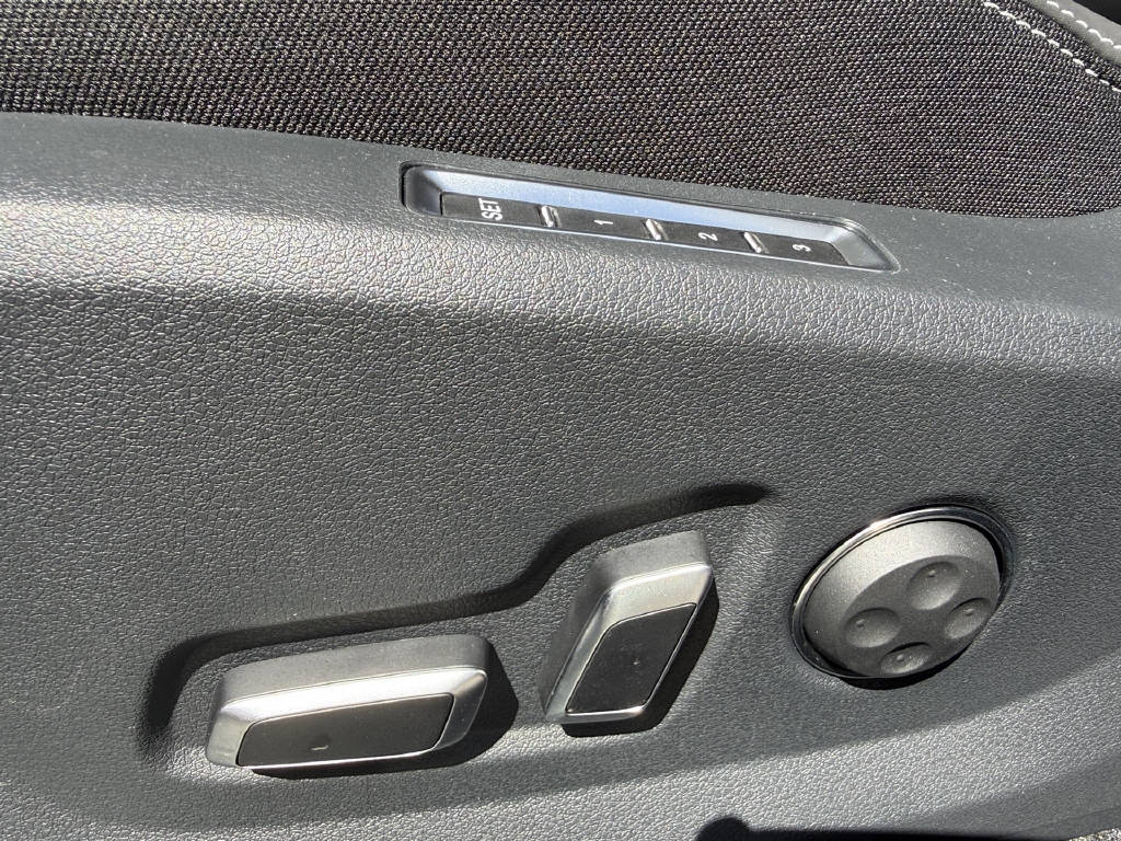 JAC JS6 PHEV-image-6