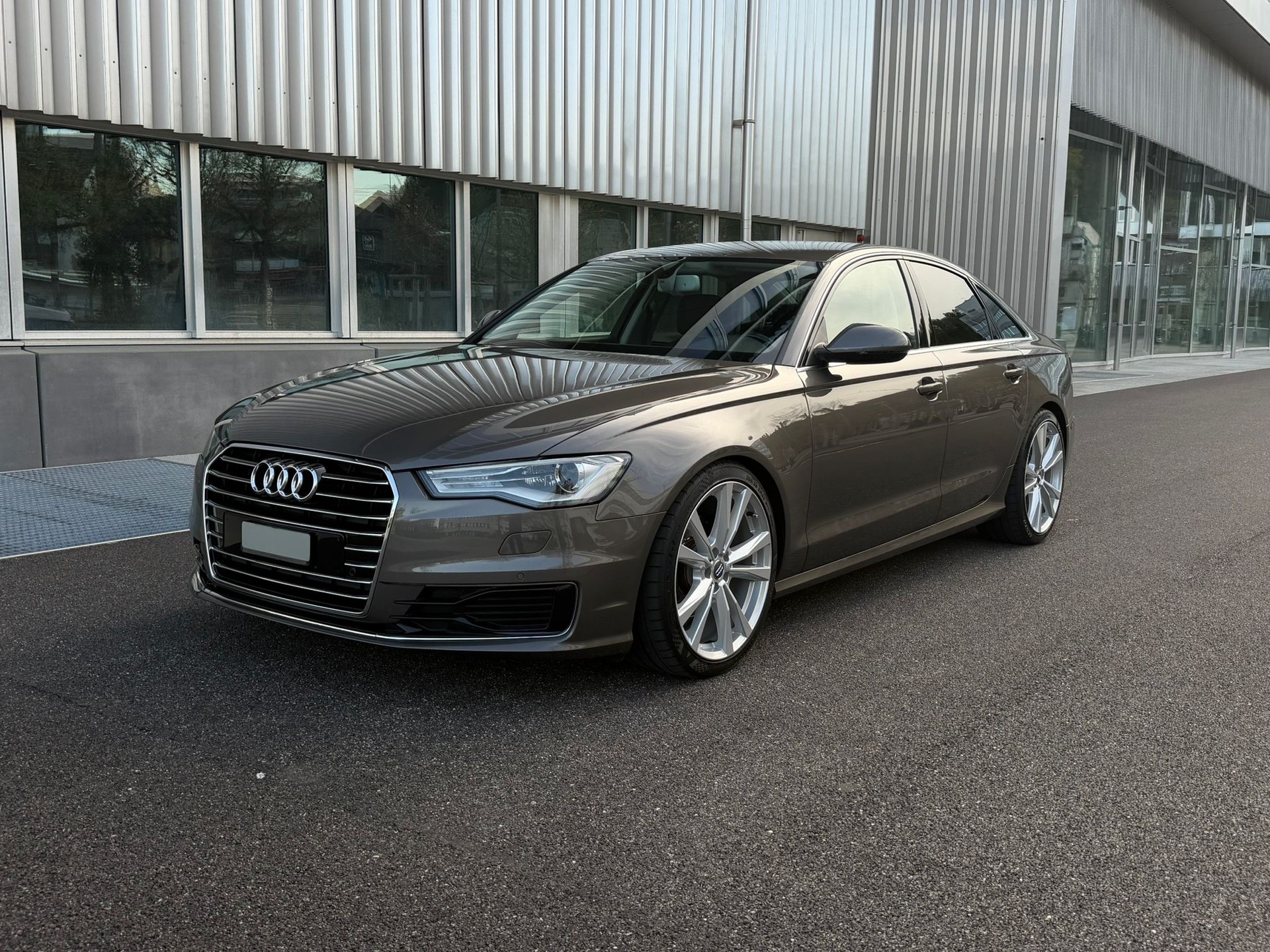 AUDI 2.0 TDI 190 S-Tronic-image-0