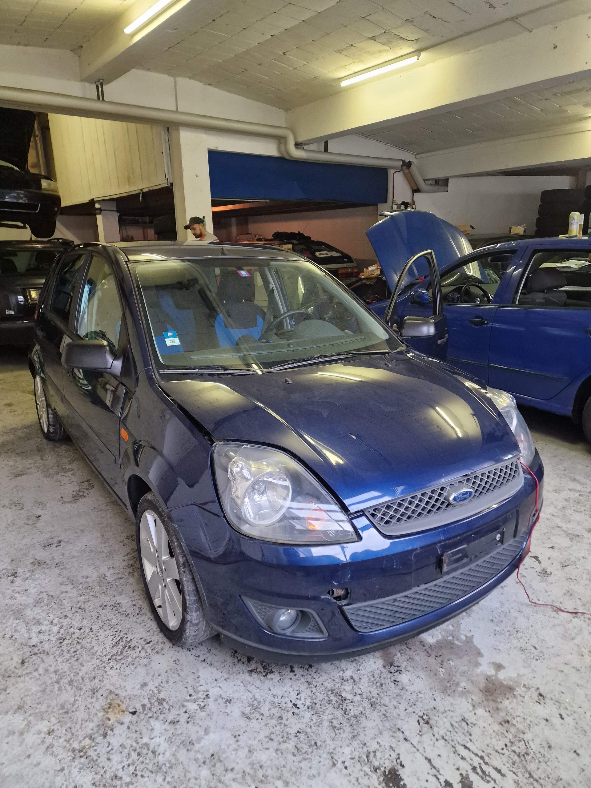 FORD 1.4 Benzin-image-2