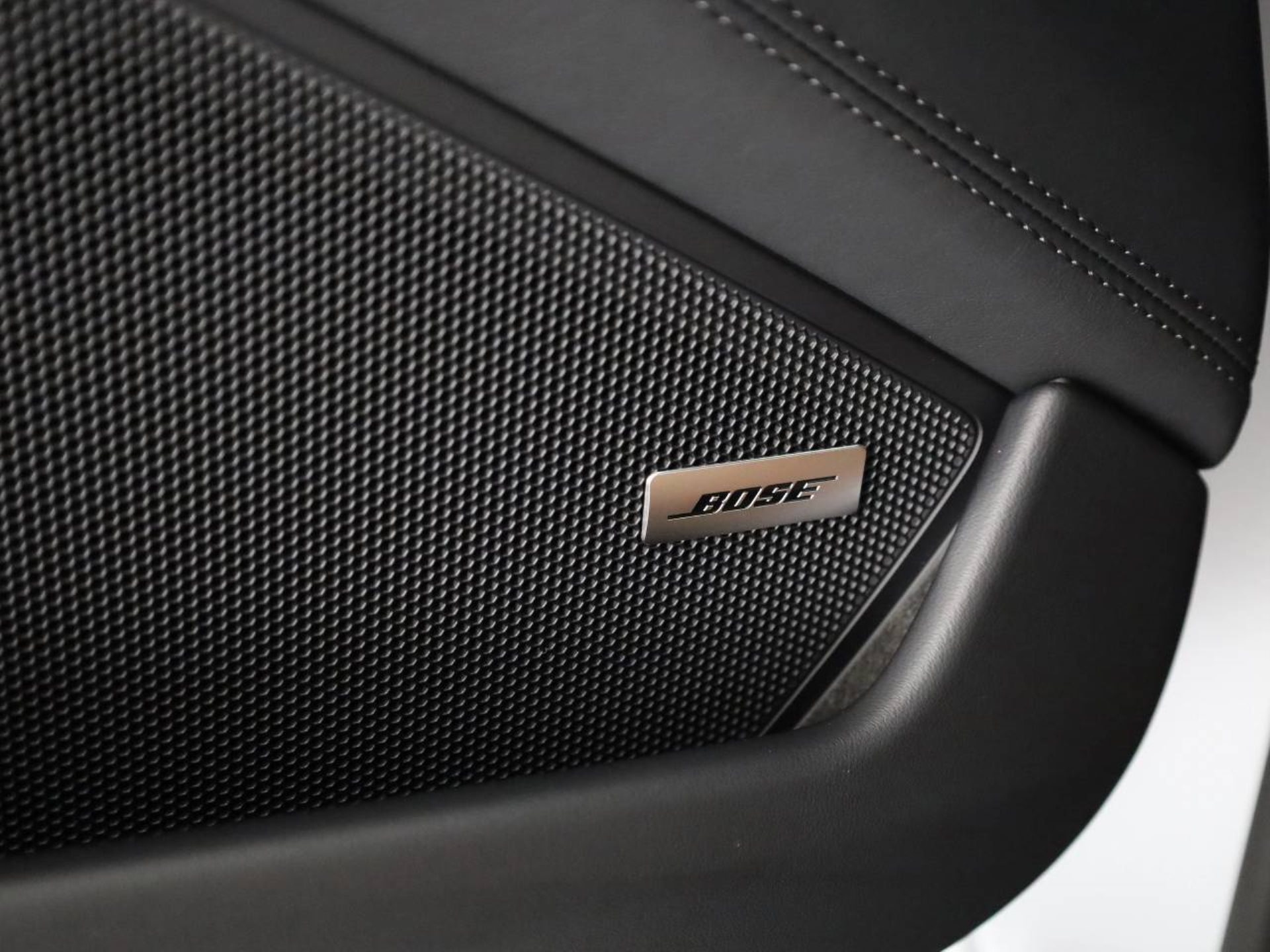 PORSCHE 911 Carrera 4S Cabriolet-image-14