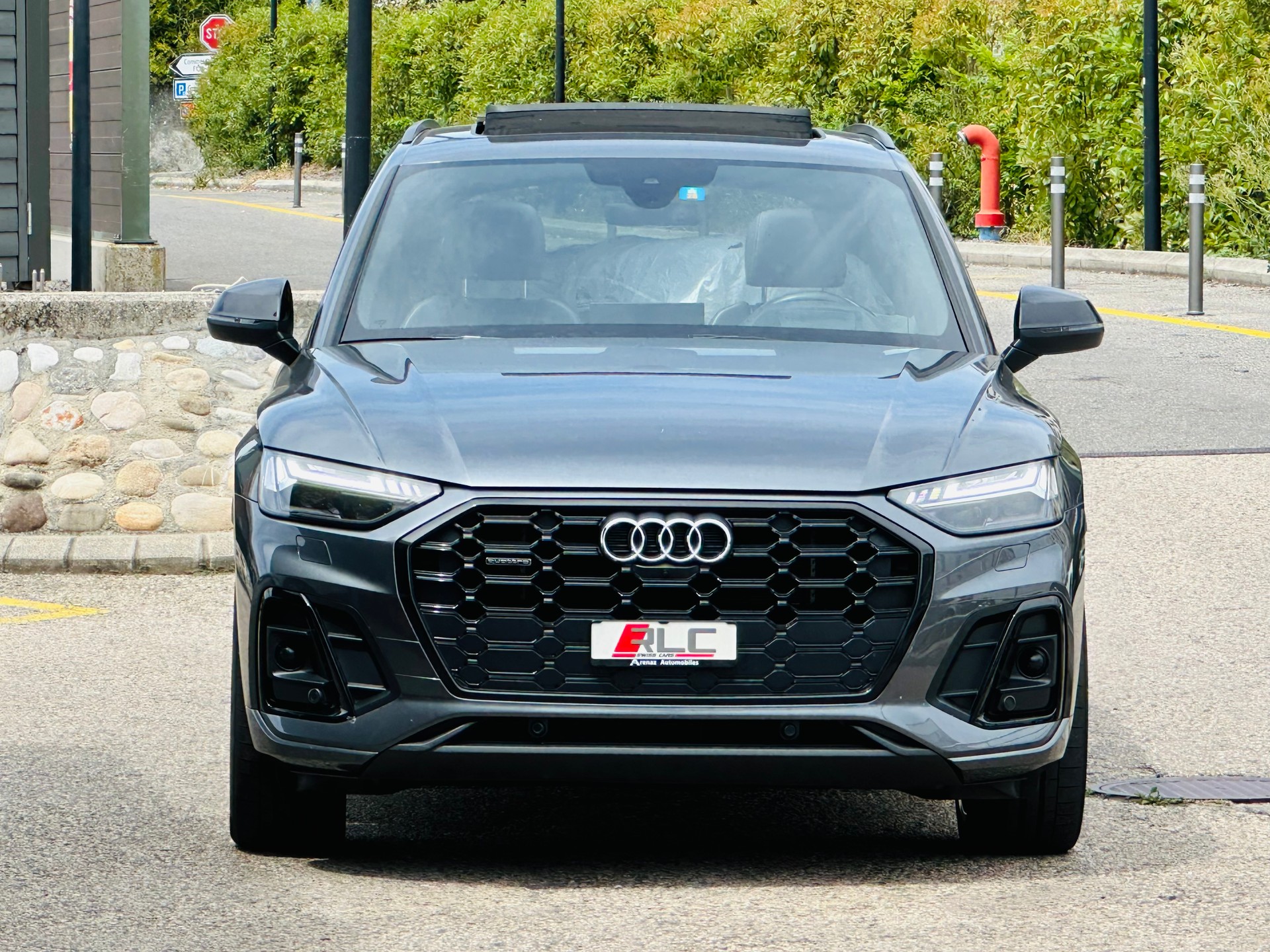 AUDI Q5 55 TFSI e PHEV S line quattro S-tronic-image-1
