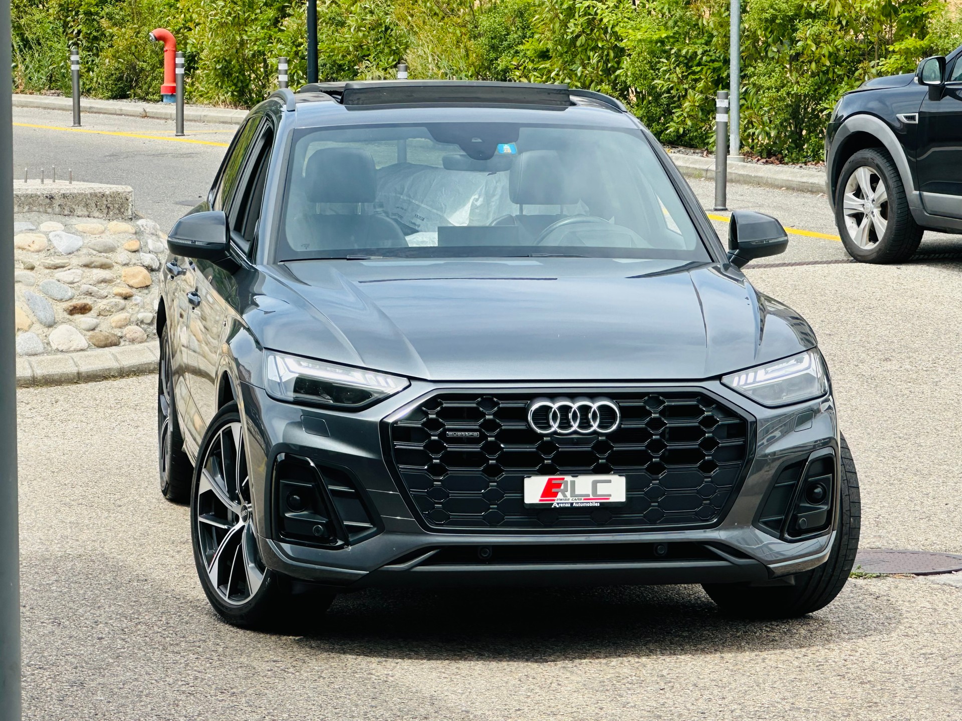 AUDI Q5 55 TFSI e PHEV S line quattro S-tronic-image-7