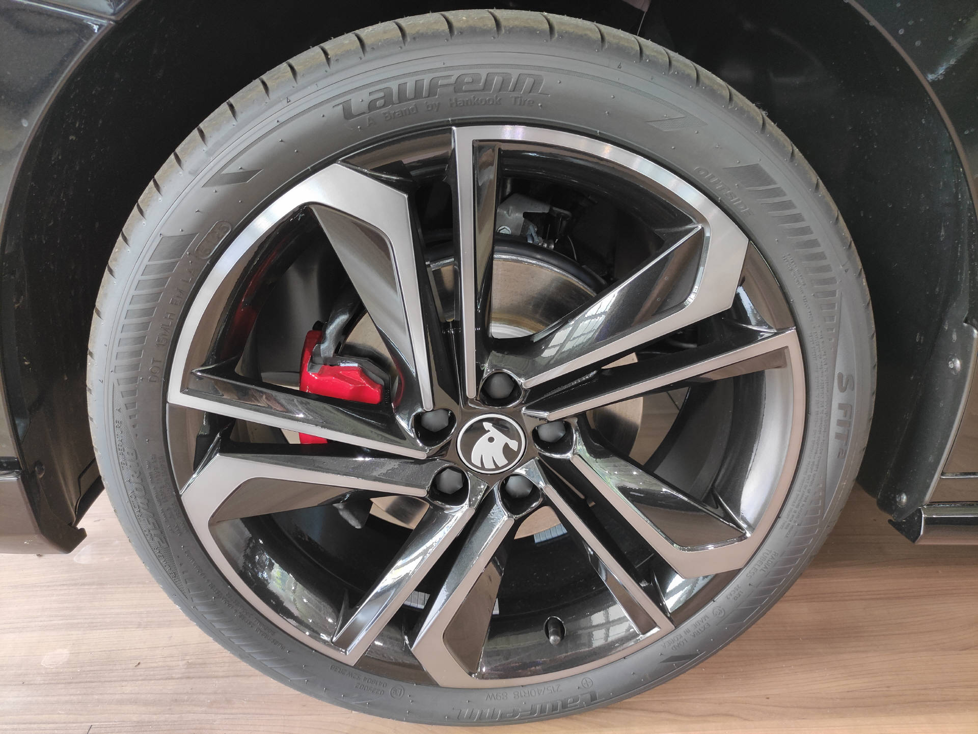 SKODA Fabia 1.5 TSI 130 DSG-image-3