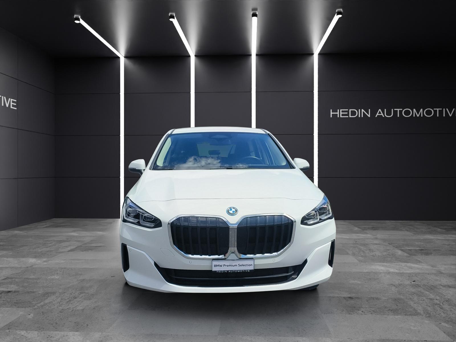 BMW 225e xDrive Active Tourer-image-7