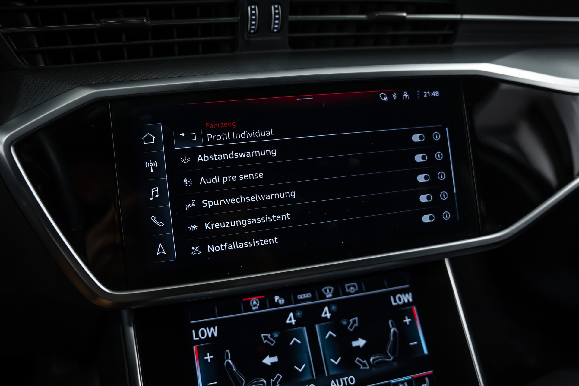 AUDI A6 Limousine 45 TFSI Sport quattro S-tronic *Panorama*Head-Up*Leder*360°*B&O*-image-31
