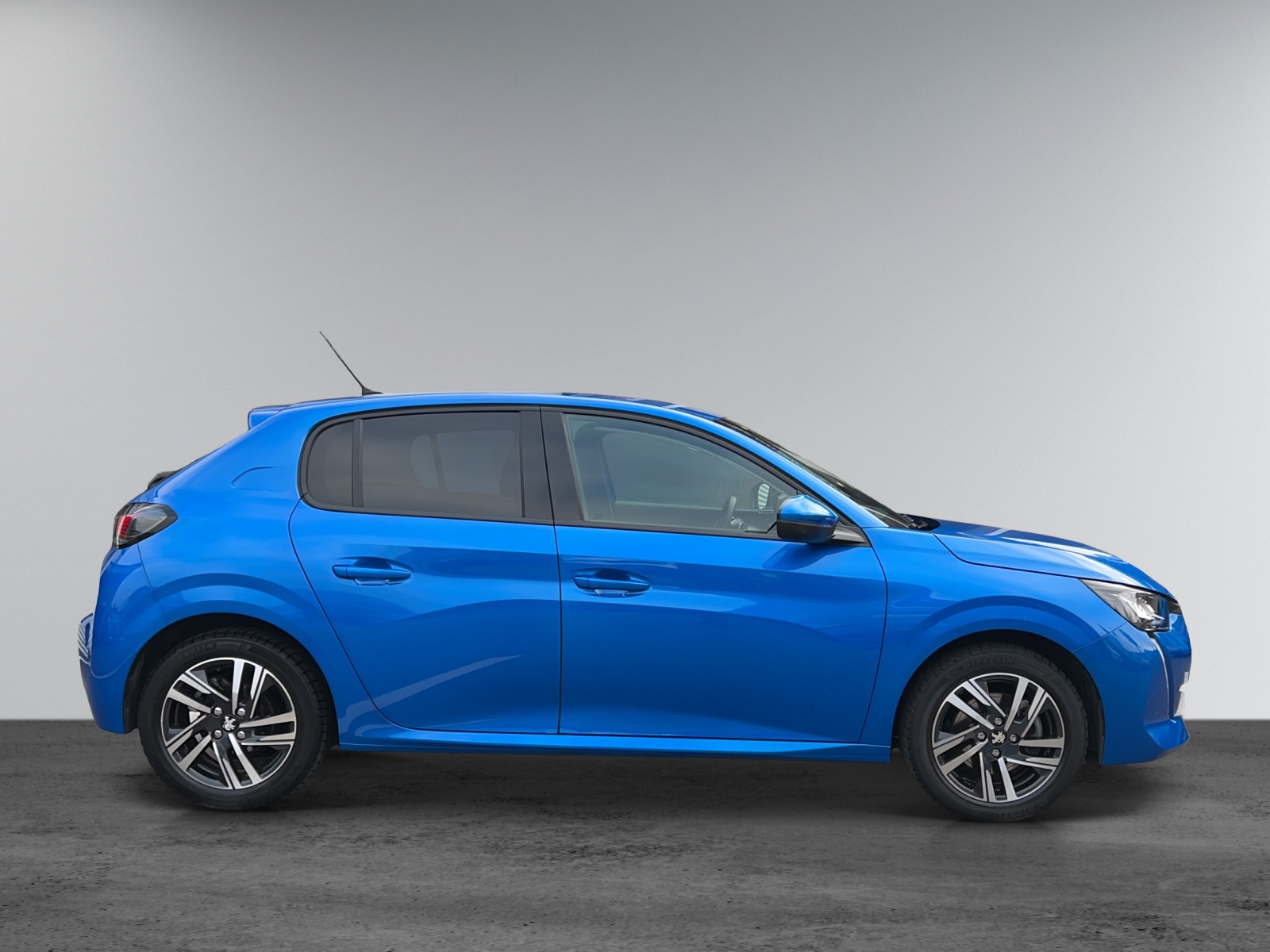 PEUGEOT 208 1.2 PureTech 130 Allure Pack-image-1