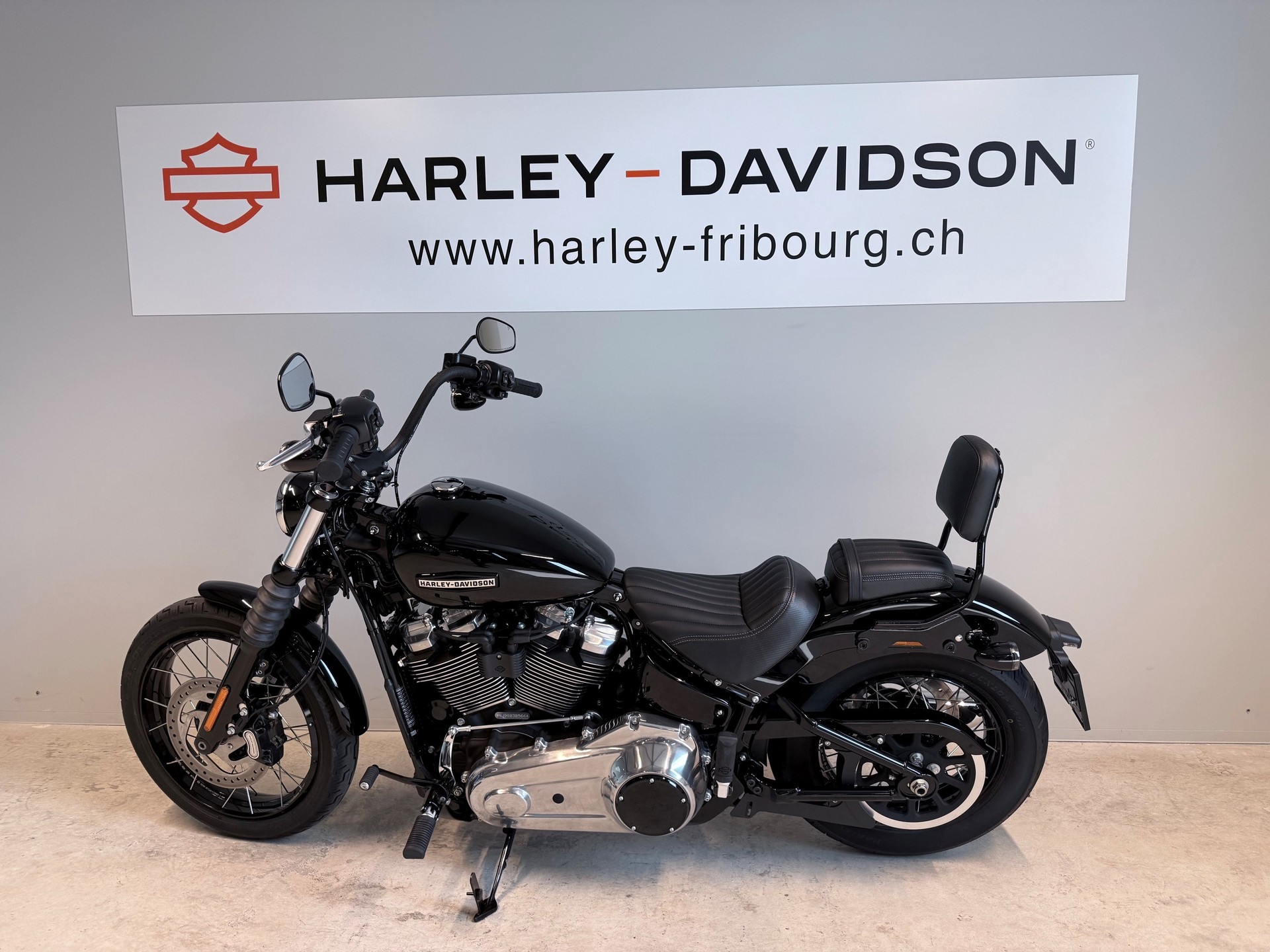 HARLEY-DAVIDSON FXBB Street Bob 117-showroom-element-2