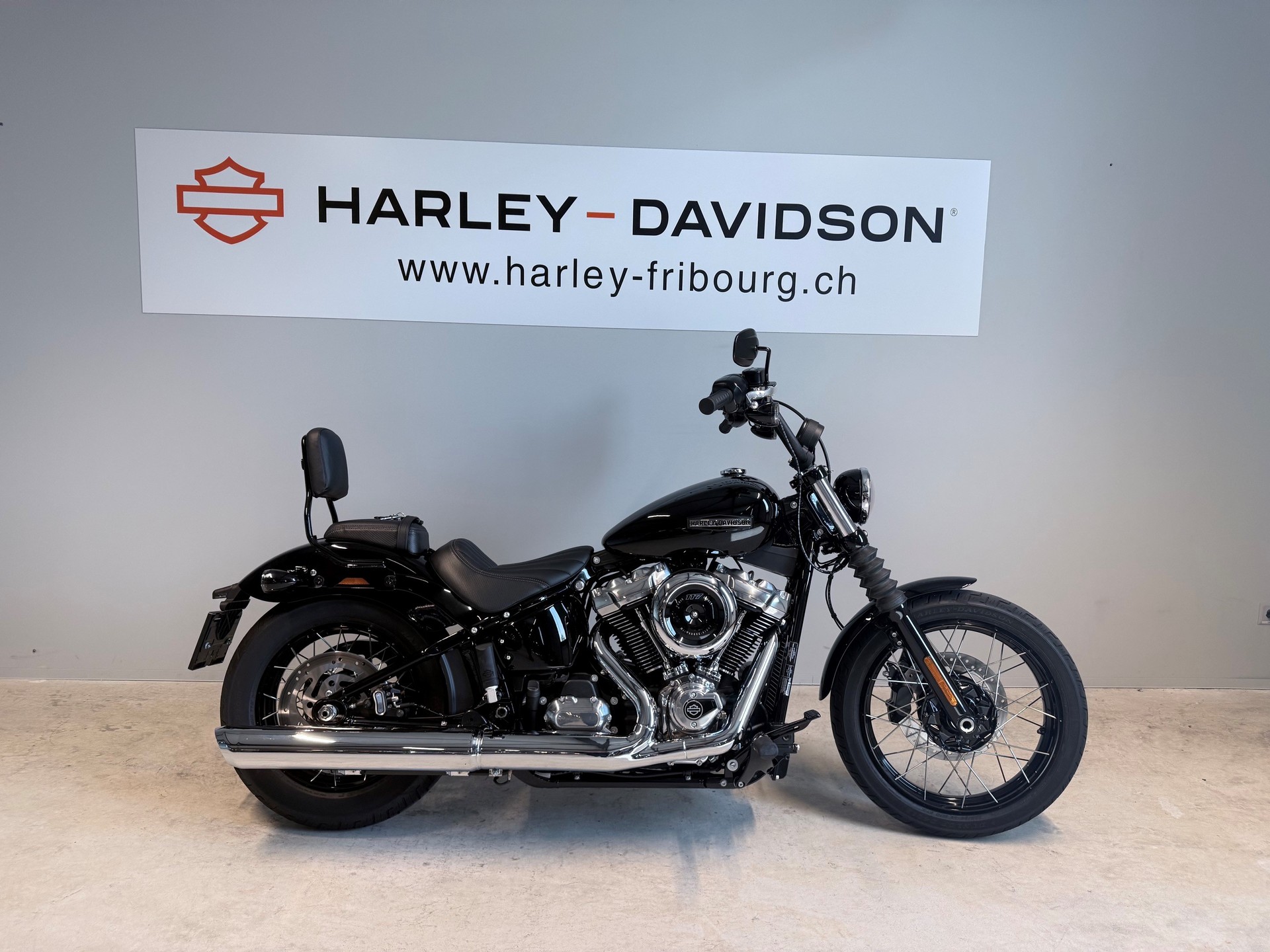 HARLEY-DAVIDSON FXBB Street Bob 117