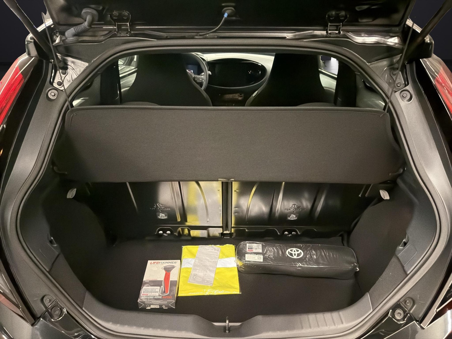 TOYOTA Aygo X 1.5 VVT-i HSD Trend-image-13