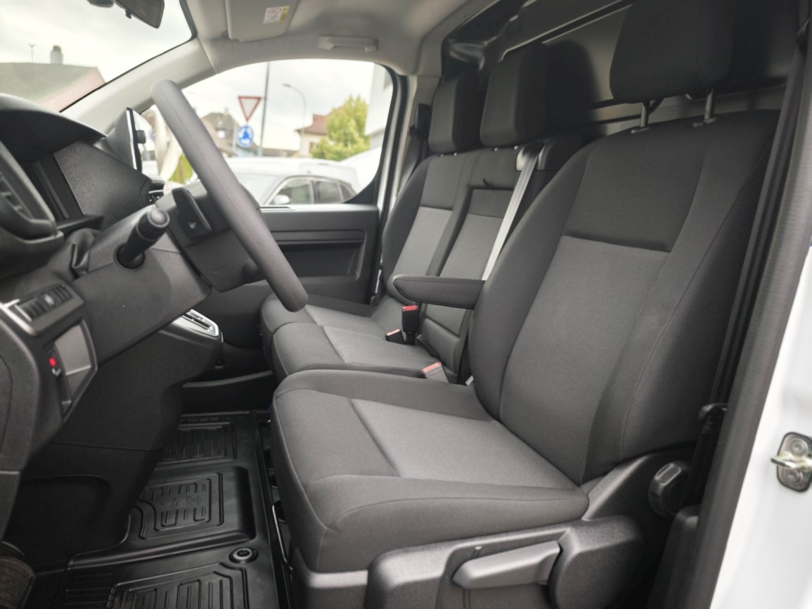 TOYOTA PROACE Van L1 75KWh Advanced-image-6