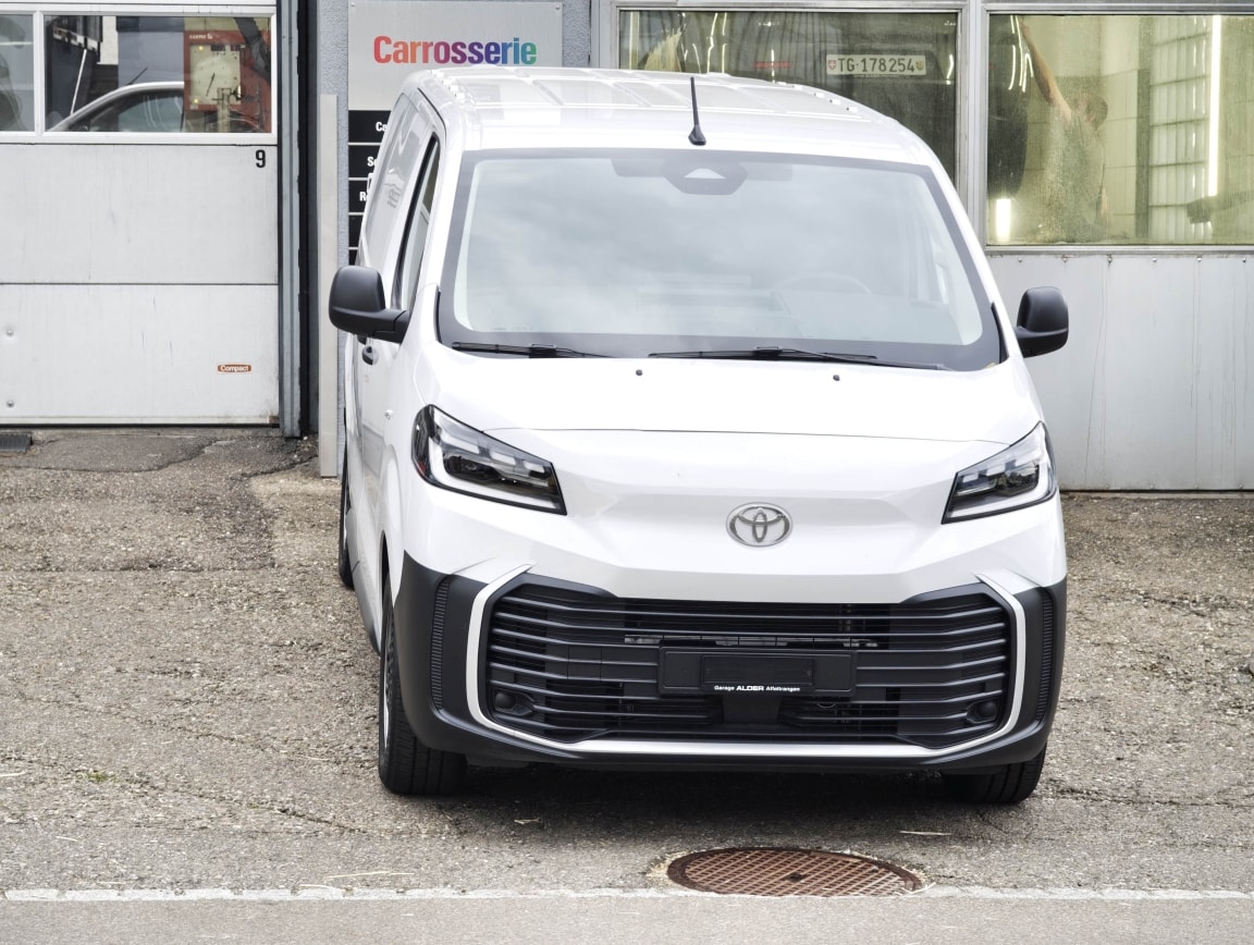 TOYOTA PROACE Van L1 75KWh Advanced-image-2