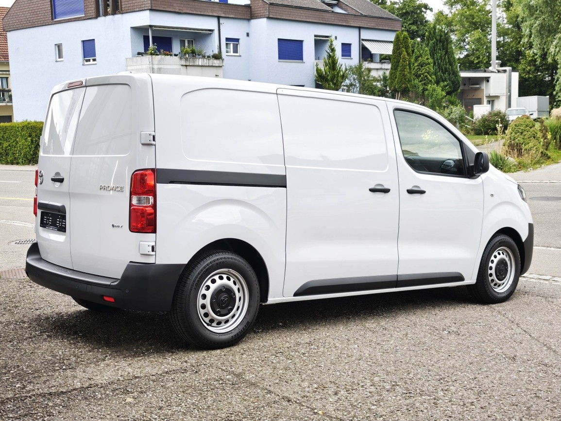 TOYOTA PROACE Van L1 75KWh Advanced-image-4