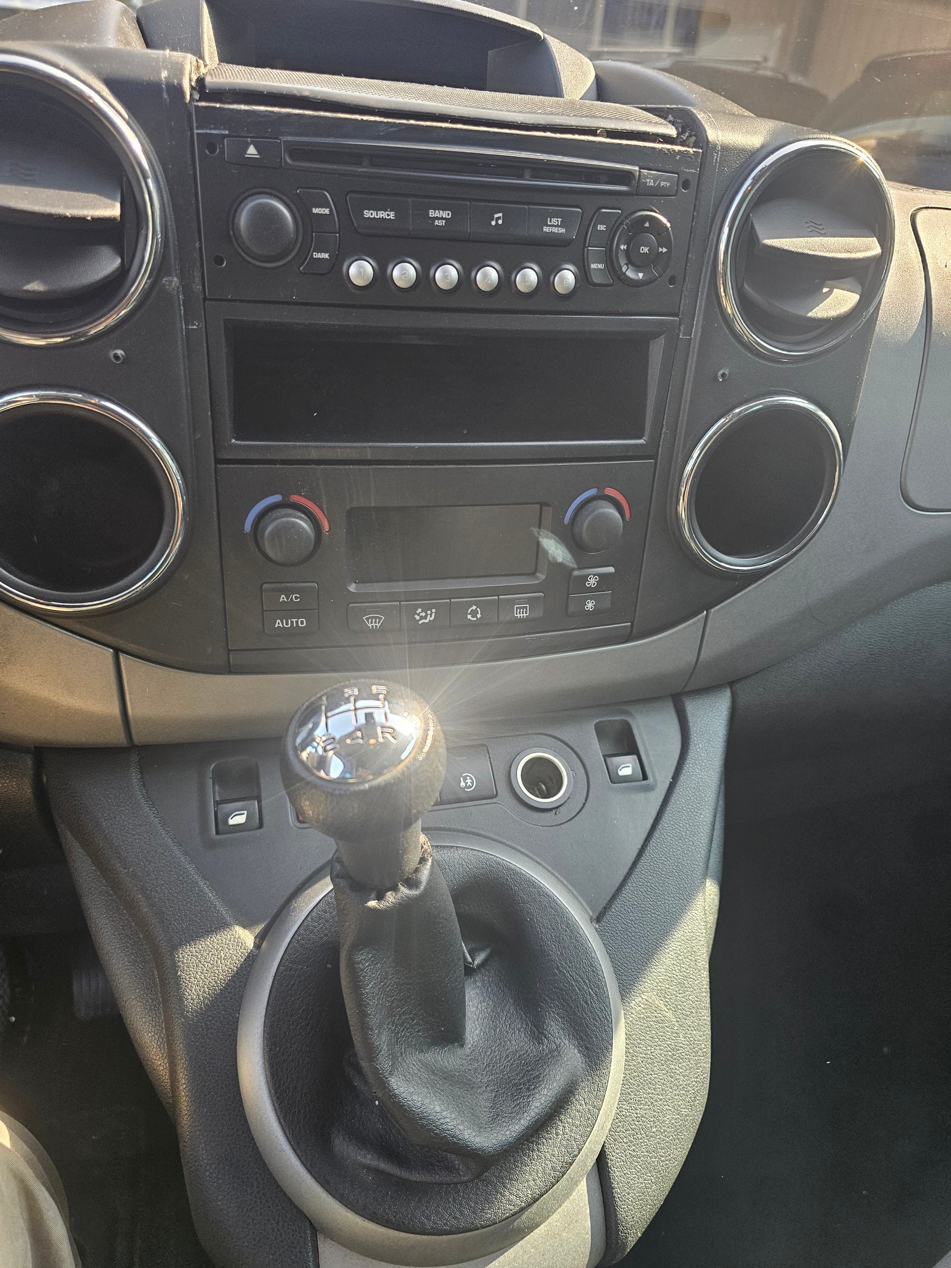 CITROEN Berlingo 1.6 HDi Rossignol-image-9
