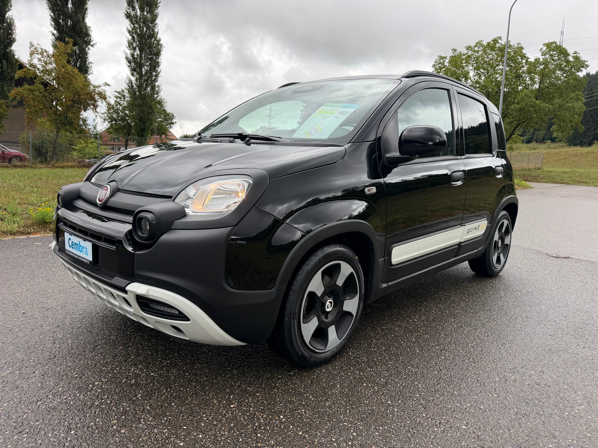 FIAT HYBRIDE CROSS 70 PS !! 1.0 MHEV. CH WAGEN. TOP GEPFLEGT. PREIS 11`900.- LEASING 290.--showroom-element-1